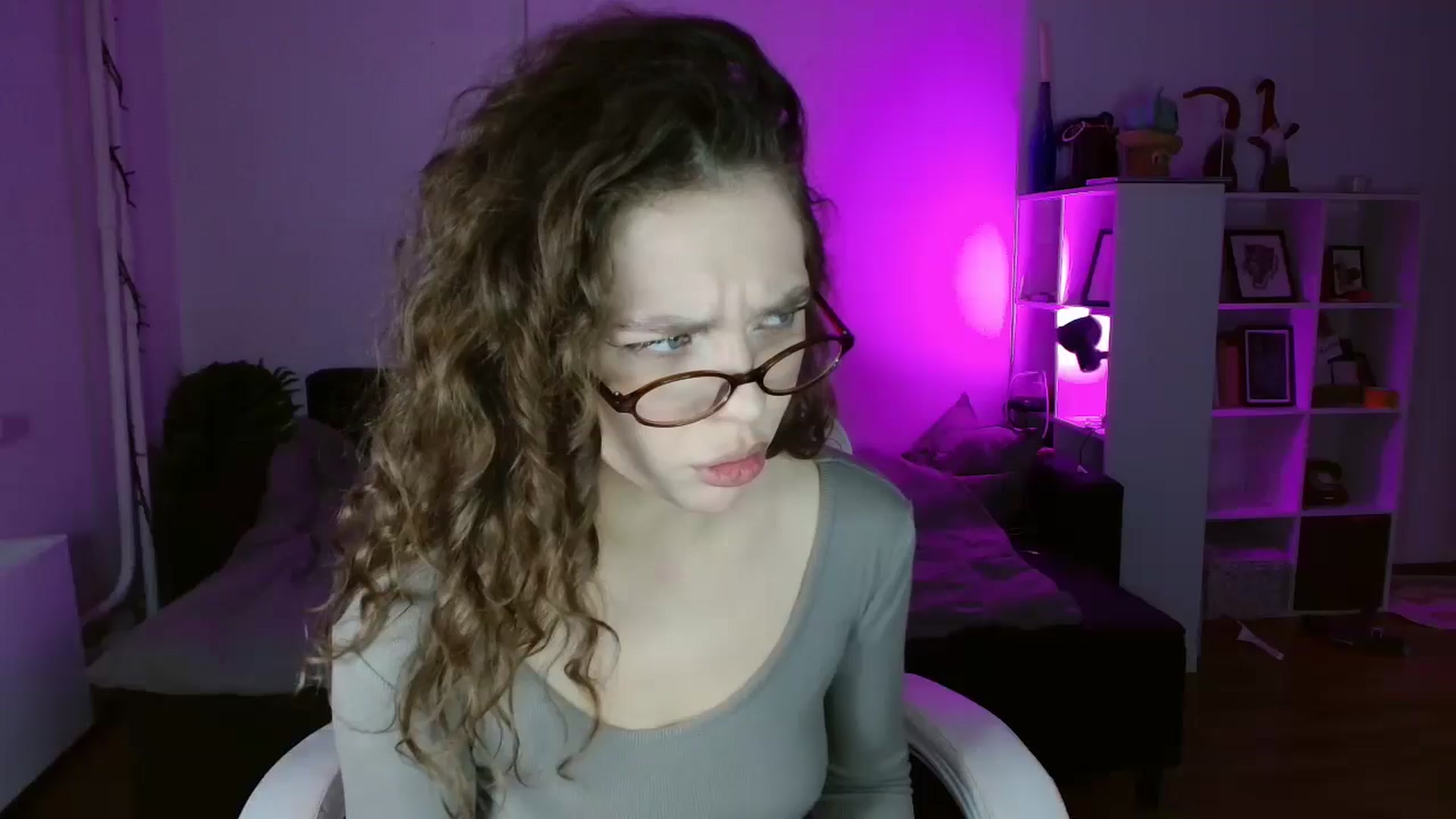 Gallery image thumbnail from FunnyMinni's myfreecams stream on, 01/14/2025, 19:58 image 2 of 20