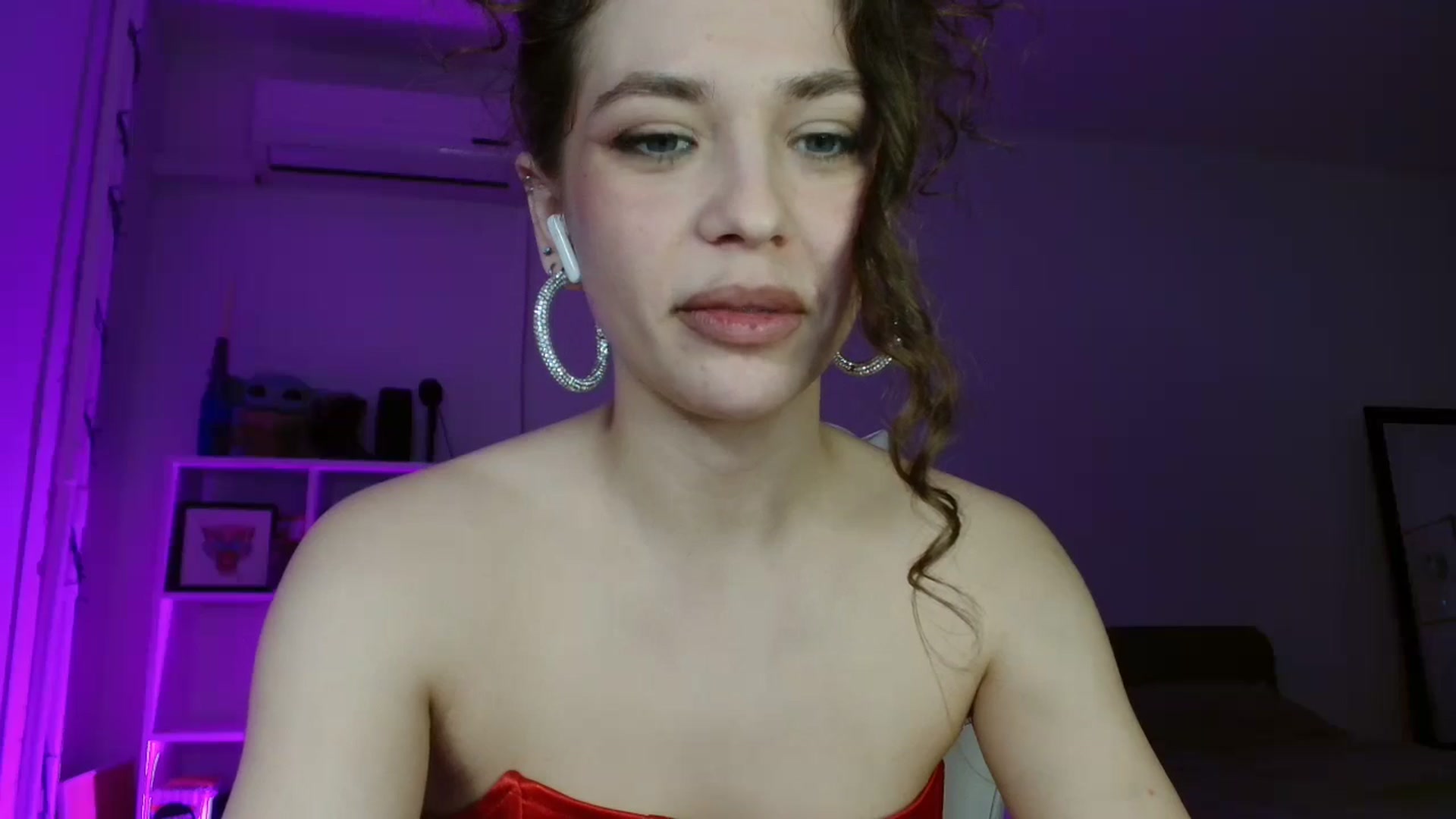 Gallery image thumbnail from FunnyMinni's myfreecams stream on, 01/22/2025, 18:42 image 20 of 20