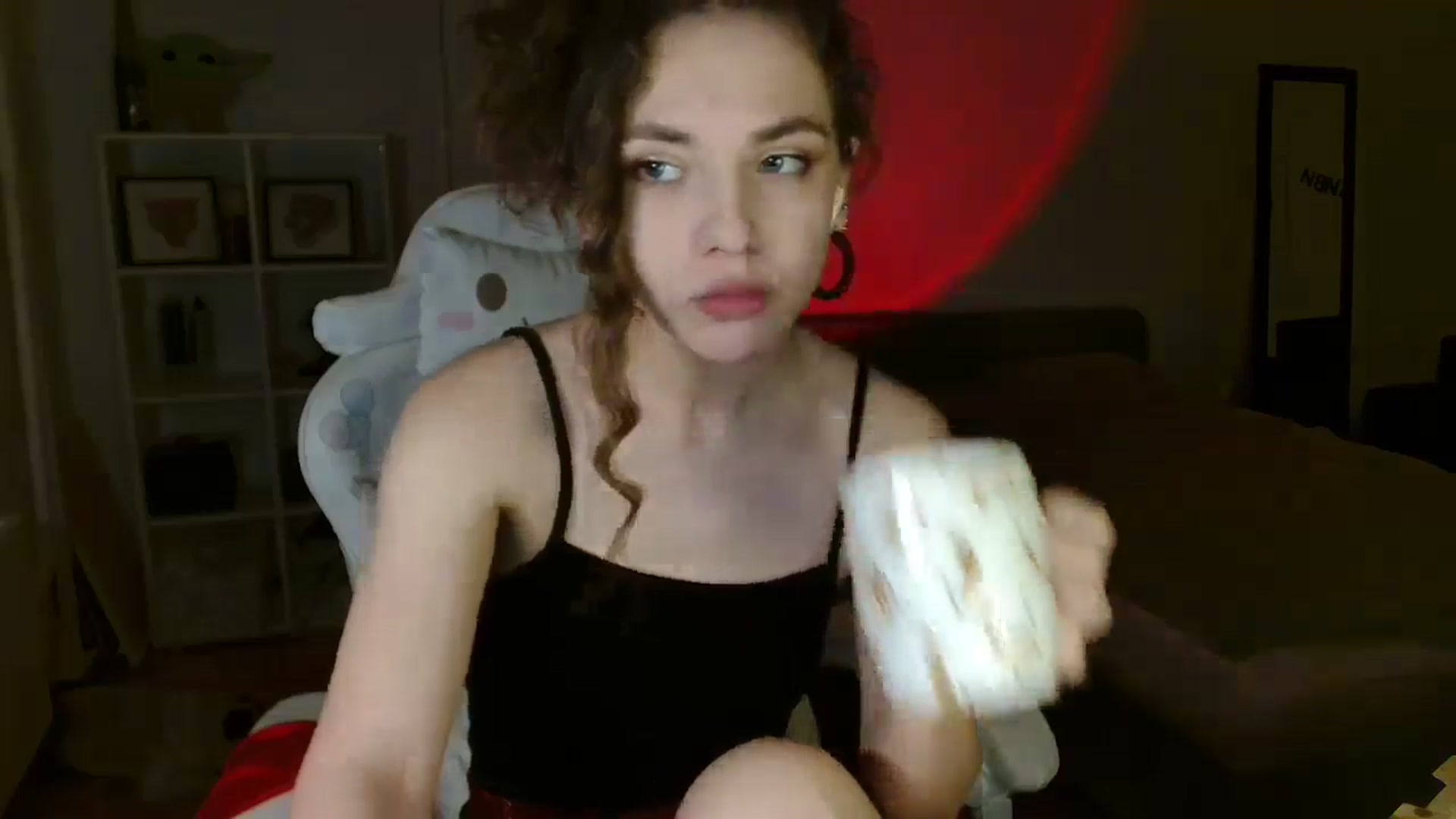 Gallery image thumbnail from FunnyMinni's myfreecams stream on, 02/13/2025, 18:52 image 15 of 20