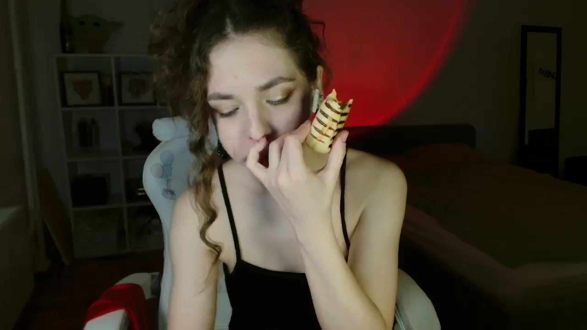 Gallery image thumbnail from FunnyMinni's myfreecams stream on, 02/13/2025, 18:52 image 12 of 20