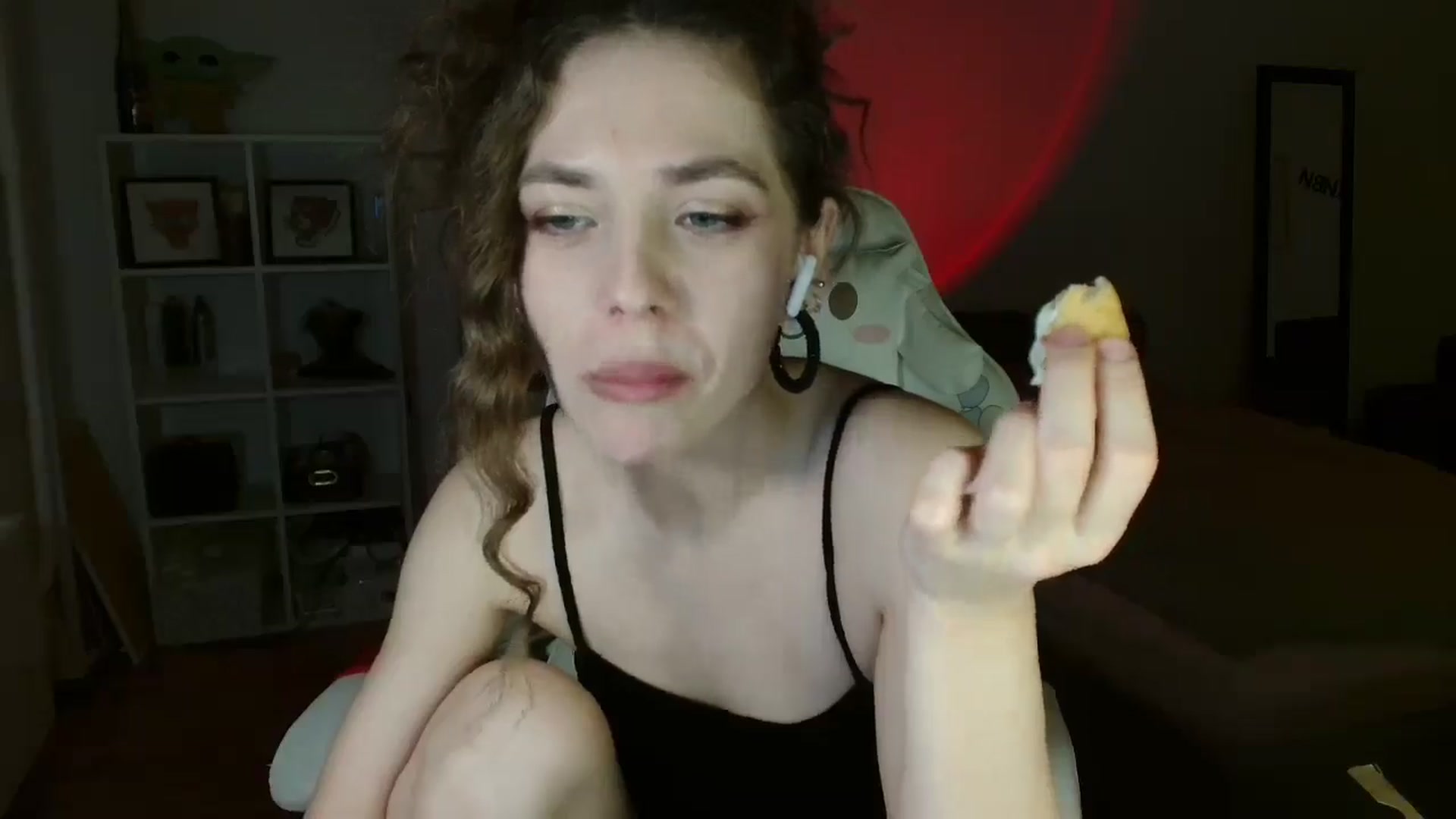 Gallery image thumbnail from FunnyMinni's myfreecams stream on, 02/13/2025, 18:52 image 13 of 20