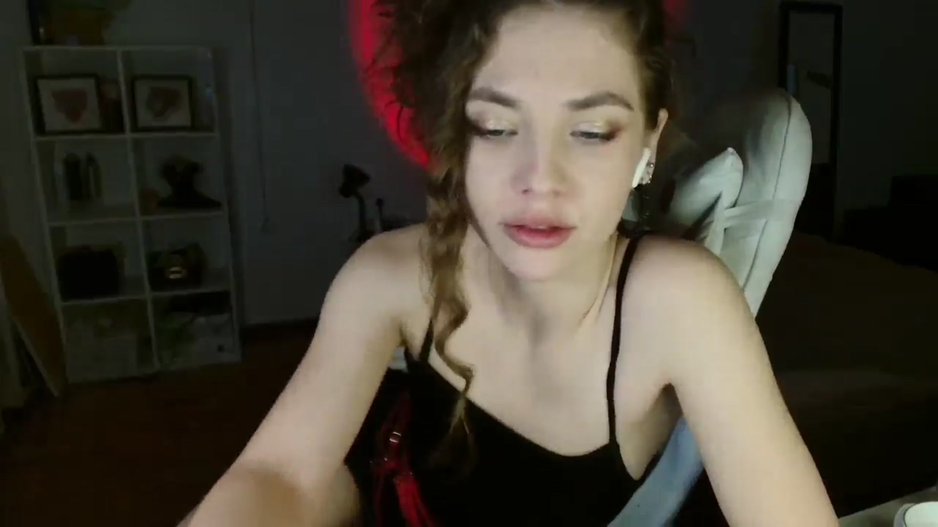 Gallery image thumbnail from FunnyMinni's myfreecams stream on, 02/13/2025, 18:52 image 7 of 20