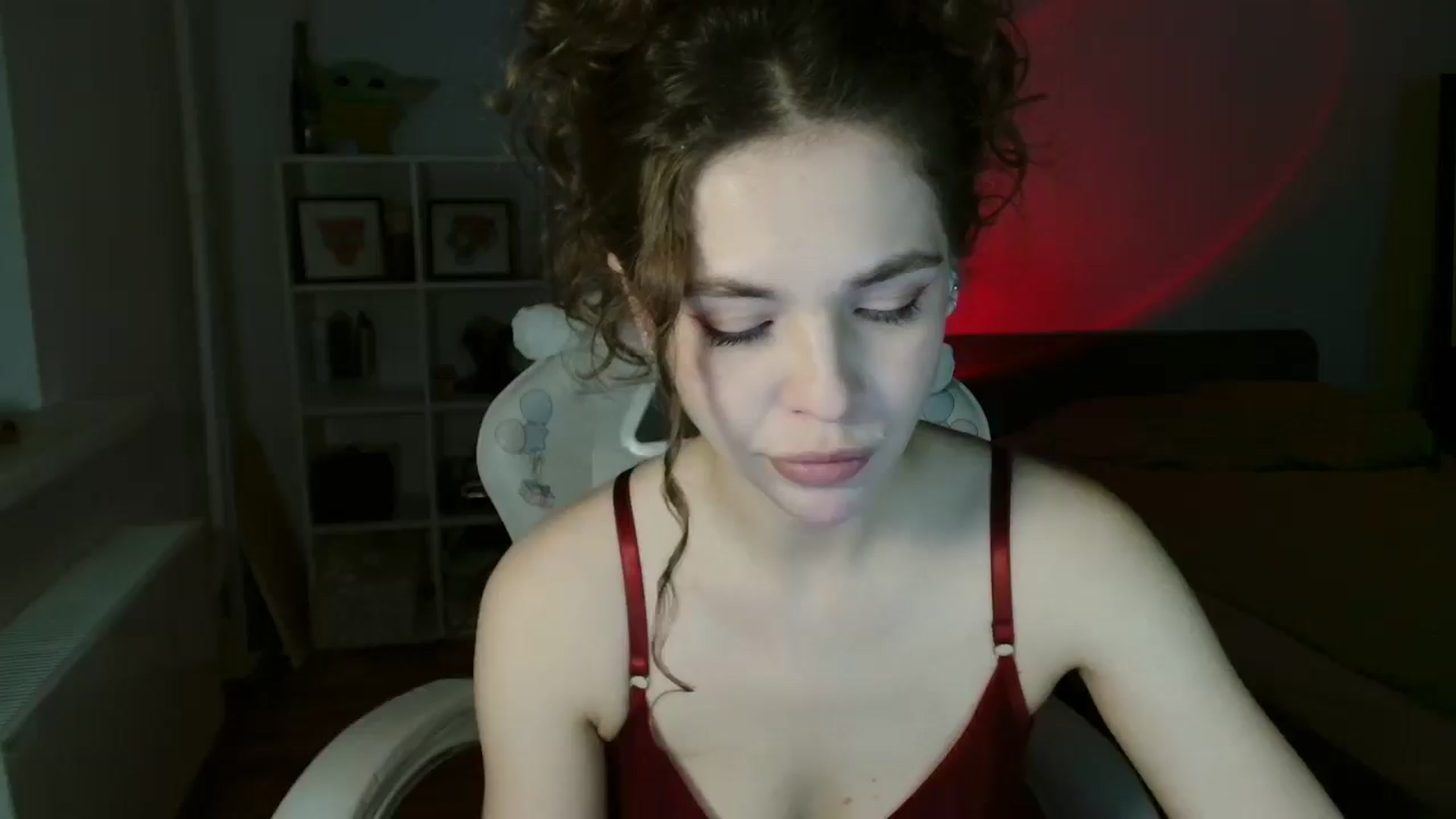 Gallery image thumbnail from FunnyMinni's myfreecams stream on, 02/14/2025, 19:27 image 16 of 20