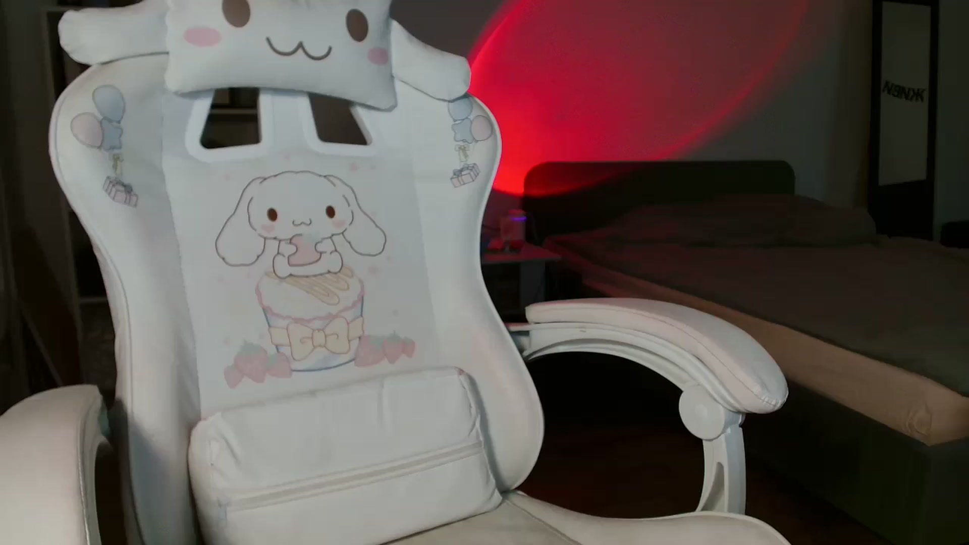 Gallery image thumbnail from FunnyMinni's myfreecams stream on, 02/14/2025, 19:27 image 11 of 20