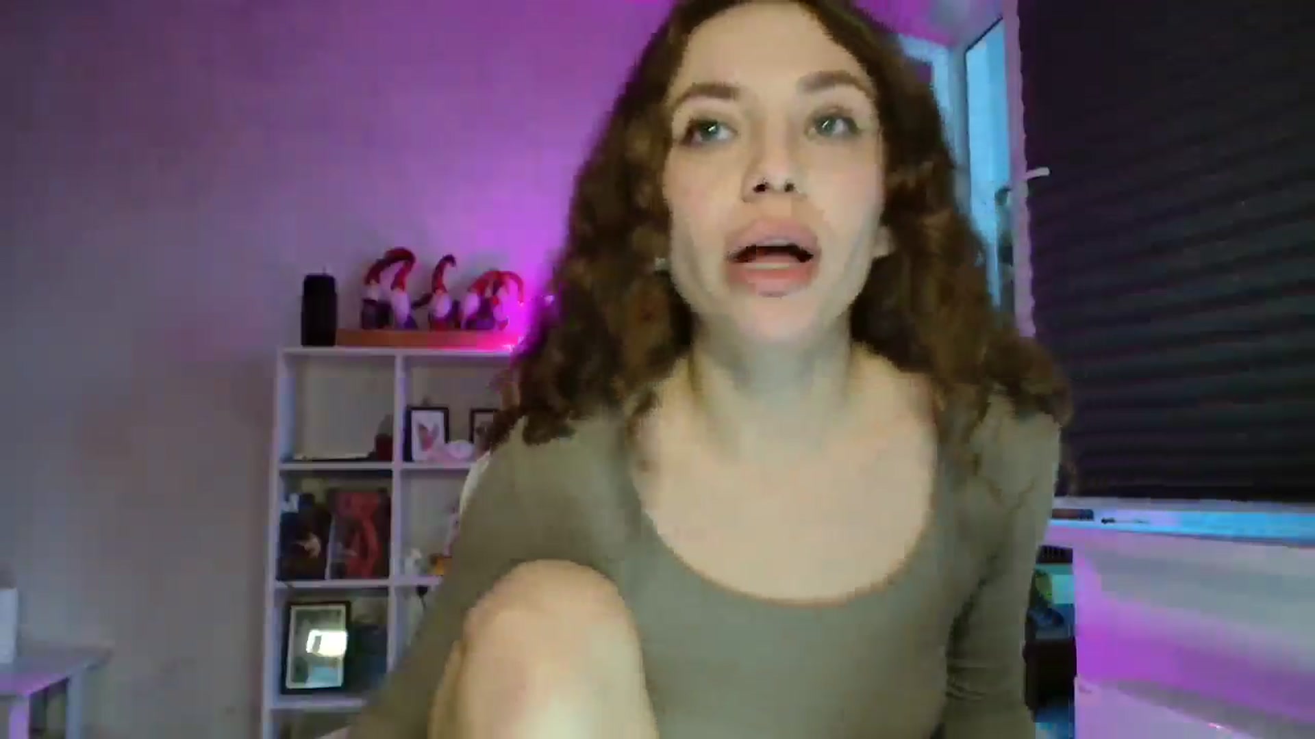 Gallery image thumbnail from FunnyMinni's myfreecams stream on, 03/10/2025, 15:27 image 18 of 20