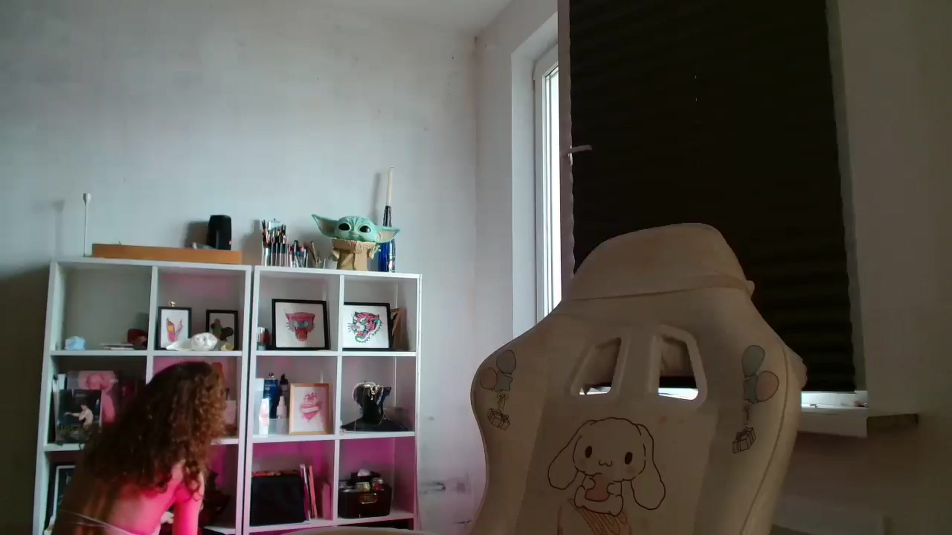 Gallery image thumbnail from FunnyMinni's myfreecams stream on, 04/03/2025, 08:59 image 17 of 20