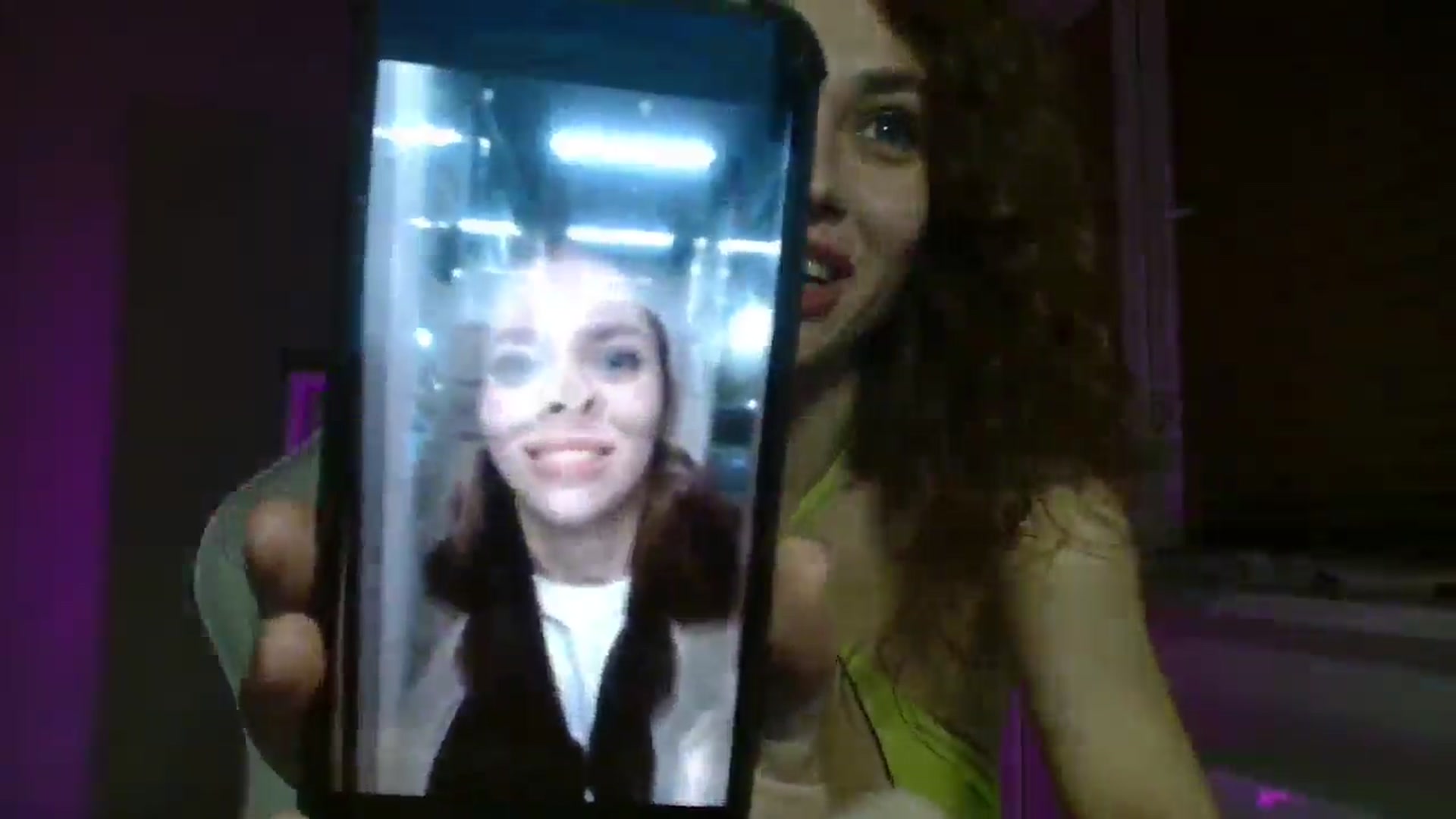 Gallery image thumbnail from FunnyMinni's myfreecams stream on, 04/22/2025, 20:27 image 20 of 20