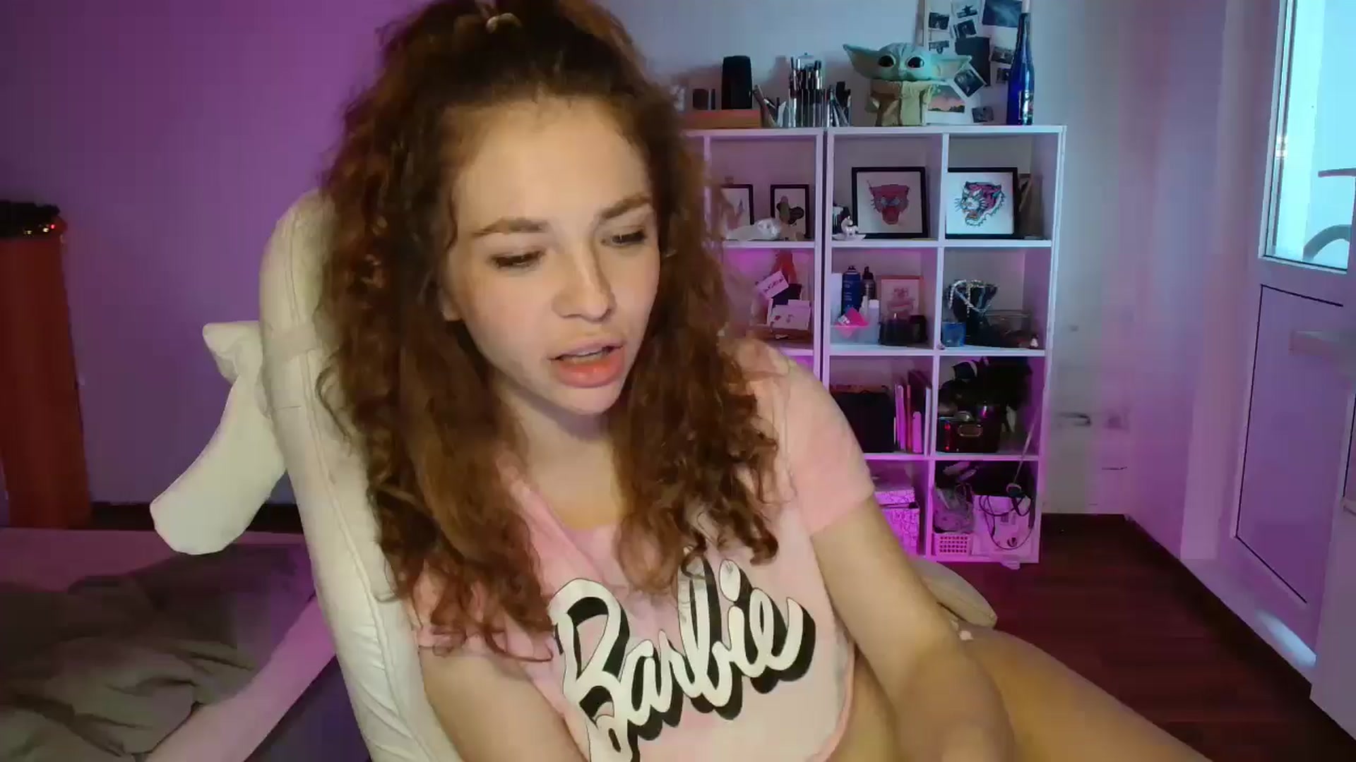 Gallery image thumbnail from FunnyMinni's myfreecams stream on, 04/25/2025, 08:53 image 1 of 20