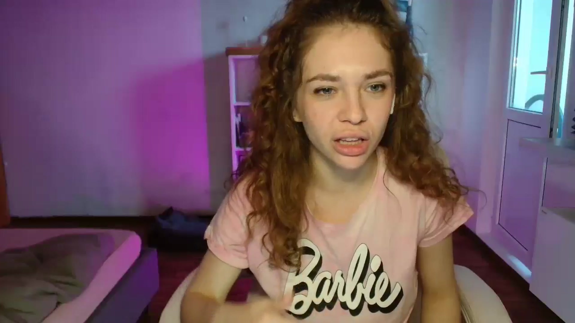 Gallery image thumbnail from FunnyMinni's myfreecams stream on, 04/25/2025, 08:53 image 12 of 20