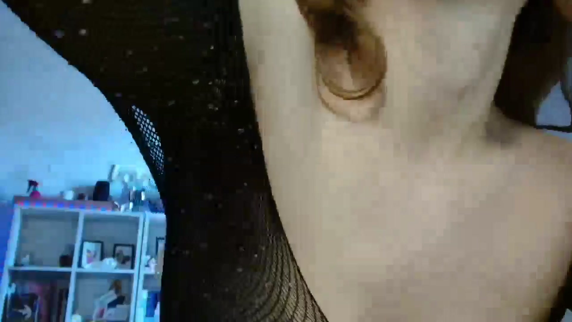 Gallery image thumbnail from FunnyMinni's myfreecams stream on, 05/07/2025, 08:44 image 10 of 20