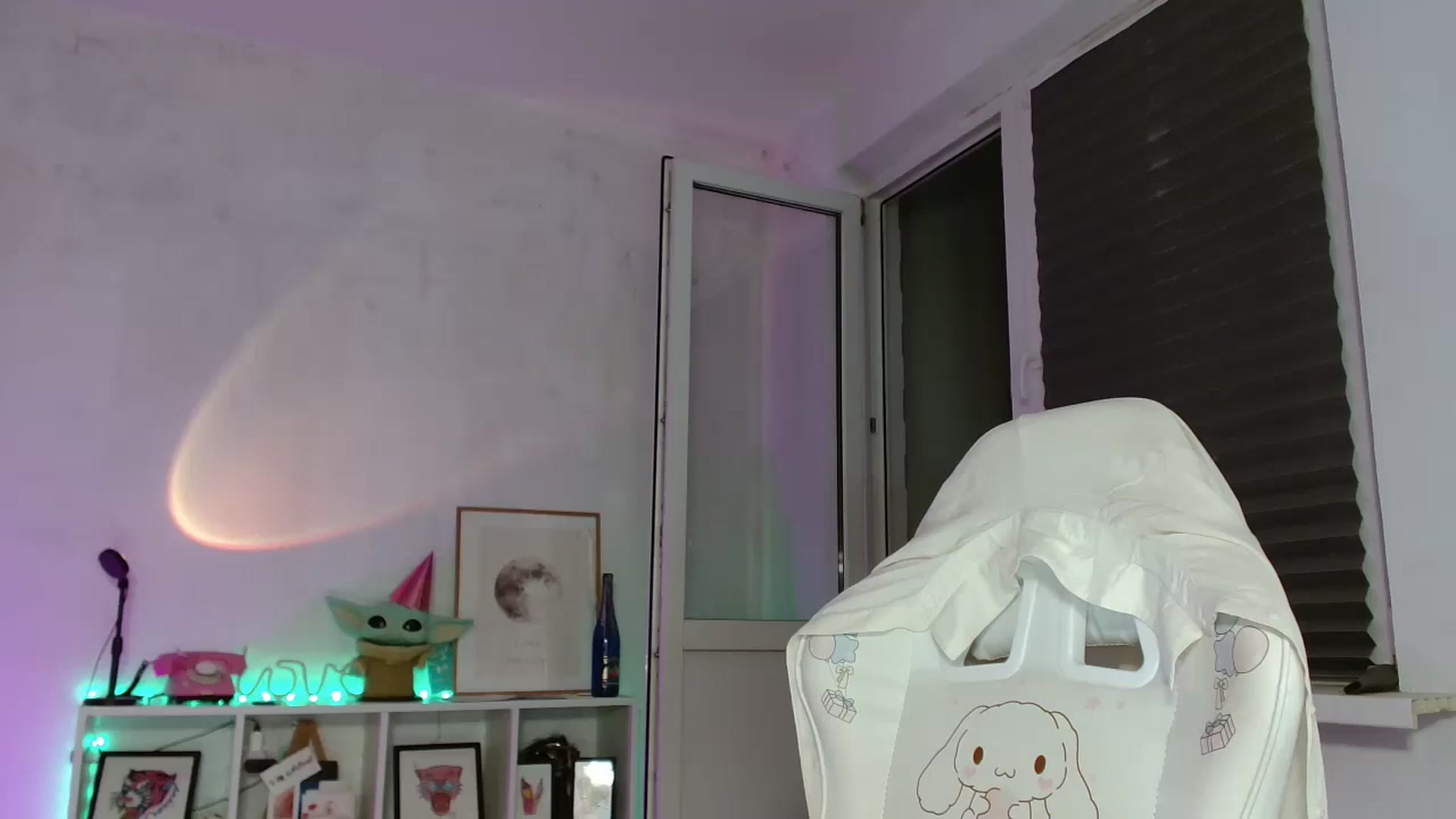 Gallery image thumbnail from FunnyMinni's myfreecams stream on, 08/16/2025, 19:24 image 5 of 20