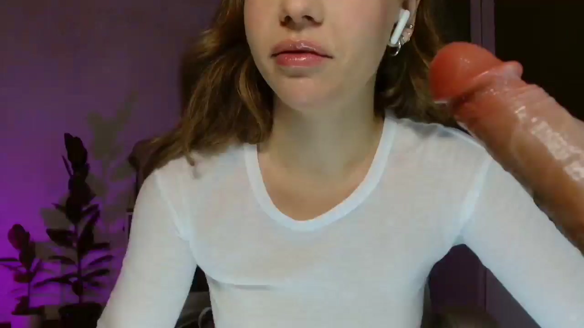 Gallery image thumbnail from FunnyMinni's myfreecams stream on, 09/04/2025, 20:06 image 1 of 20