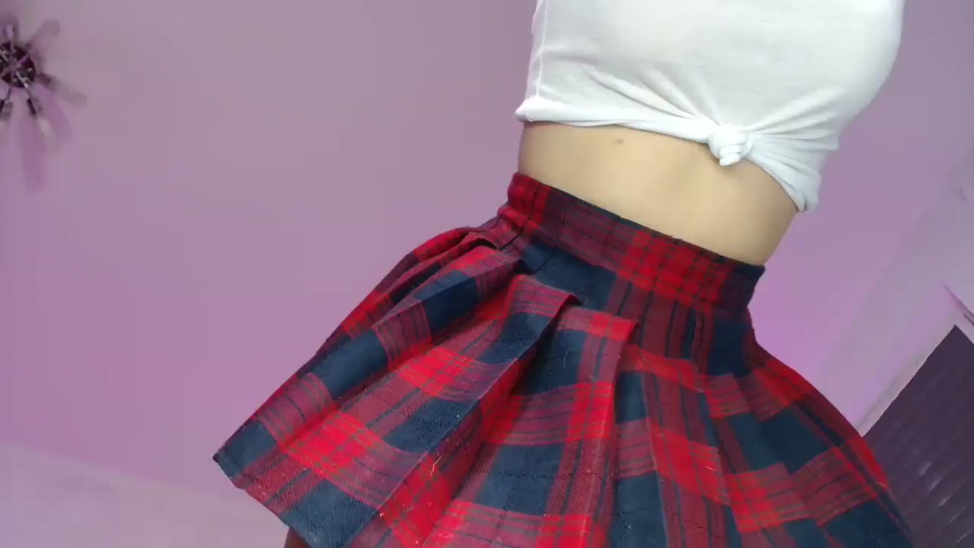 Gallery image thumbnail from FunnyMinni's myfreecams stream on, 09/20/2025, 17:33 image 15 of 20