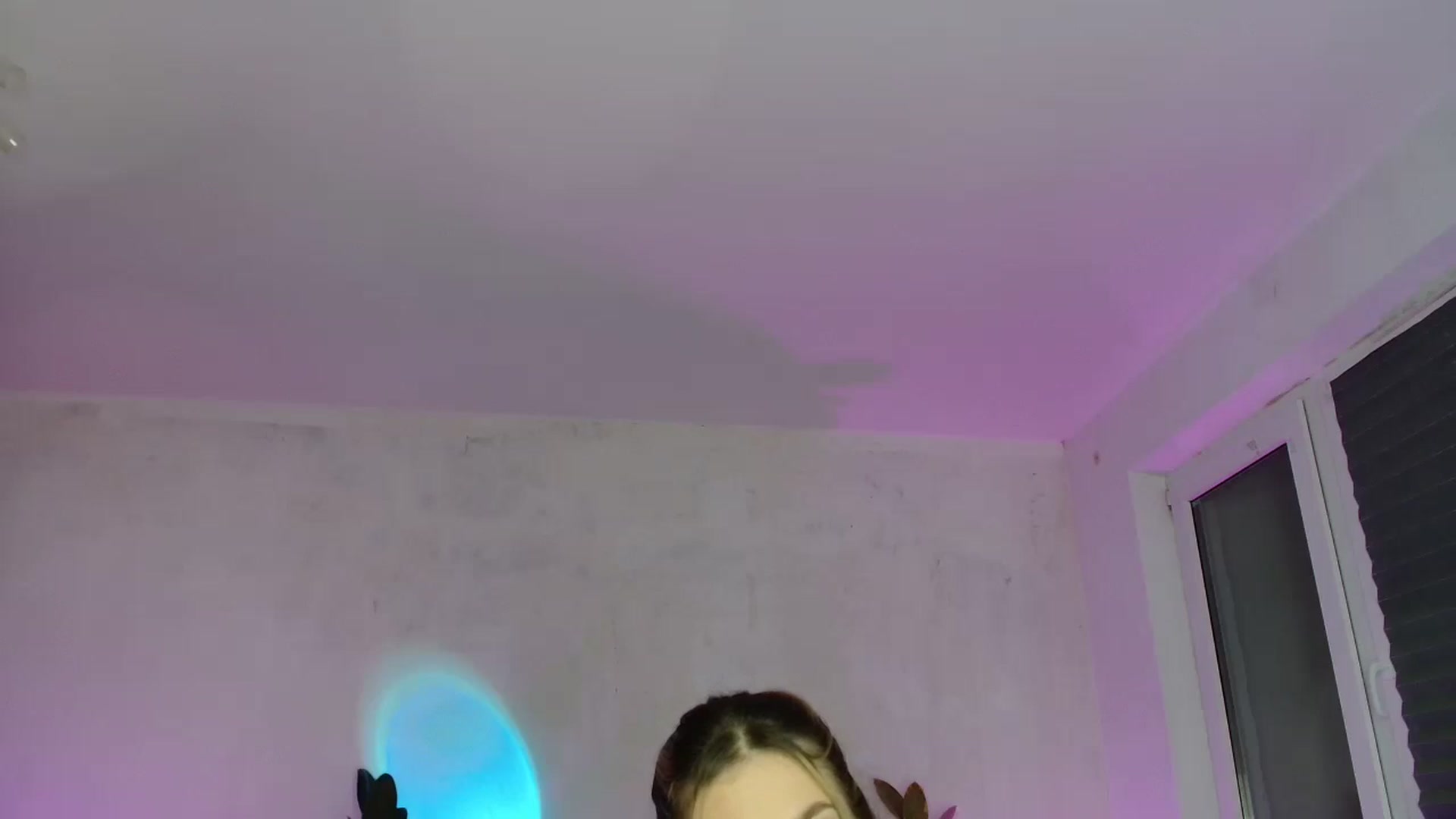 Gallery image thumbnail from FunnyMinni's myfreecams stream on, 10/24/2025, 18:06 image 12 of 20