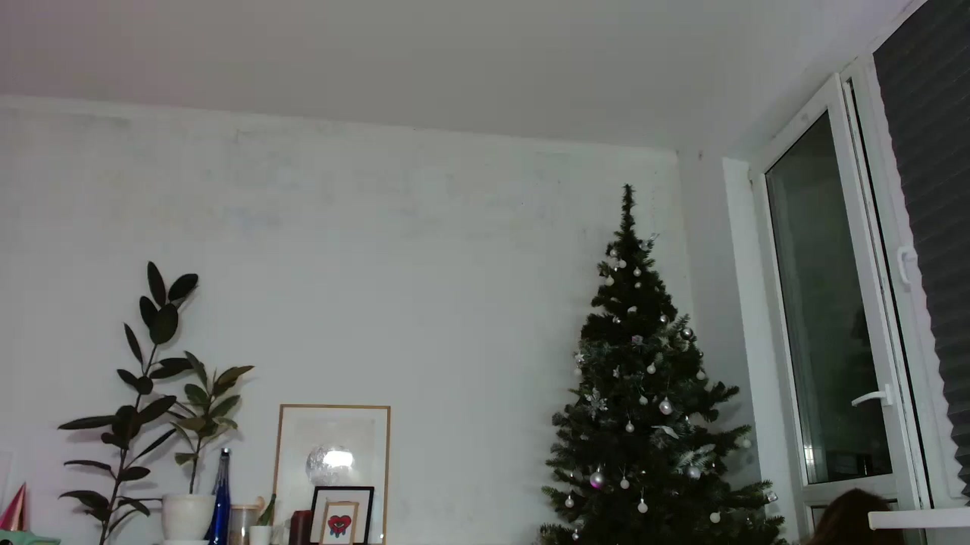 Gallery image thumbnail from FunnyMinni's myfreecams stream on, 12/16/2025, 20:24 image 10 of 20