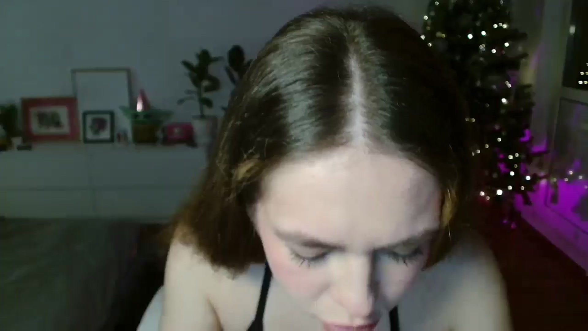 Gallery image thumbnail from FunnyMinni's myfreecams stream on, 01/03/2026, 18:44 image 8 of 20