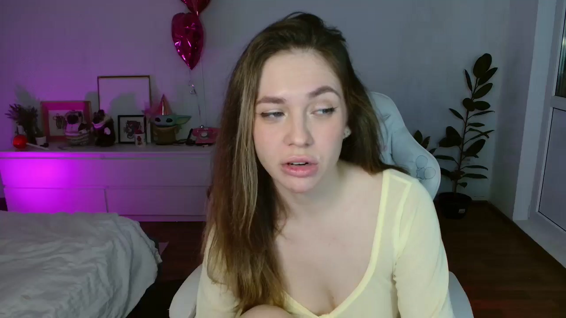 Gallery image thumbnail from FunnyMinni's myfreecams stream on, 02/05/2026, 20:39 image 12 of 20