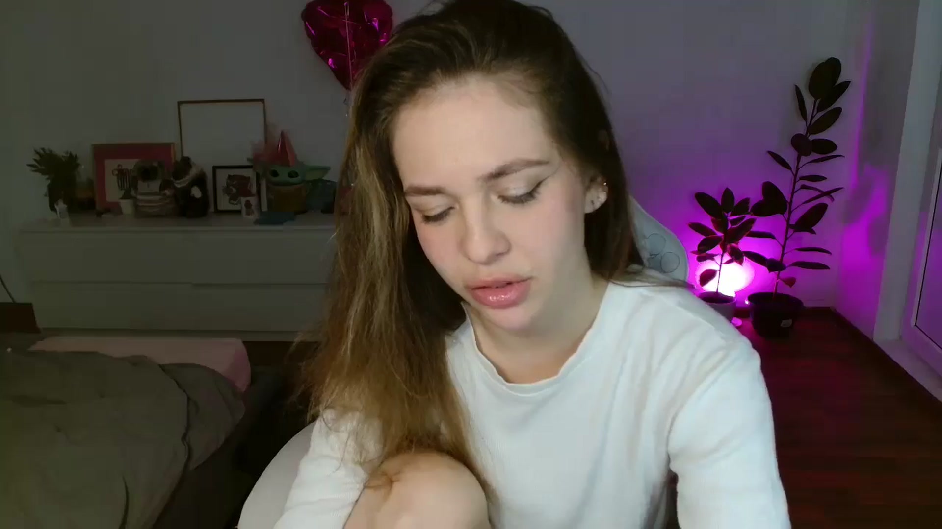 Gallery image thumbnail from FunnyMinni's myfreecams stream on, 02/11/2026, 20:29 image 9 of 20