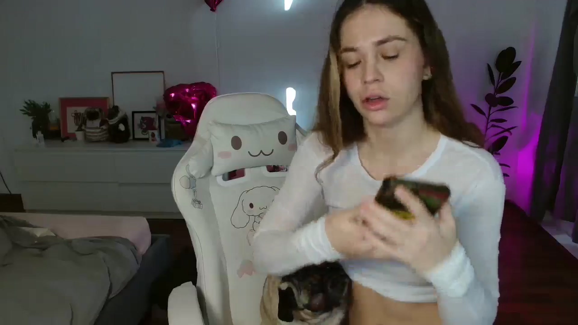 Gallery image thumbnail from FunnyMinni's myfreecams stream on, 02/12/2026, 06:09 image 4 of 20