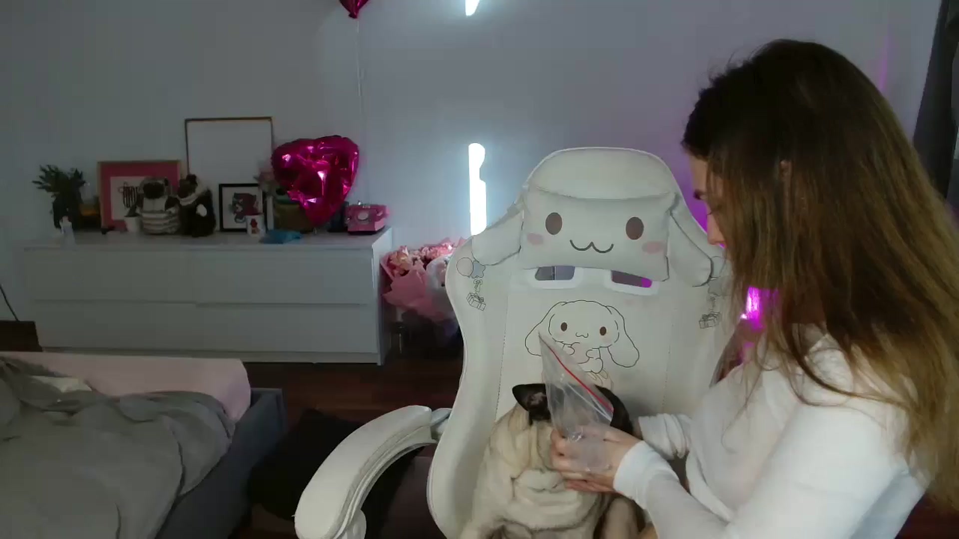 Gallery image thumbnail from FunnyMinni's myfreecams stream on, 02/12/2026, 06:09 image 1 of 20