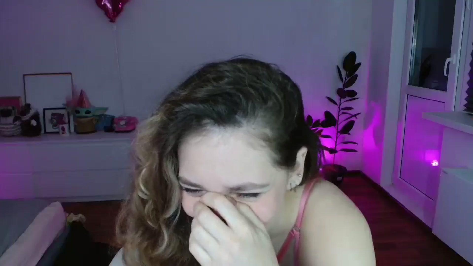 Gallery image thumbnail from FunnyMinni's myfreecams stream on, 02/15/2026, 19:29 image 20 of 20