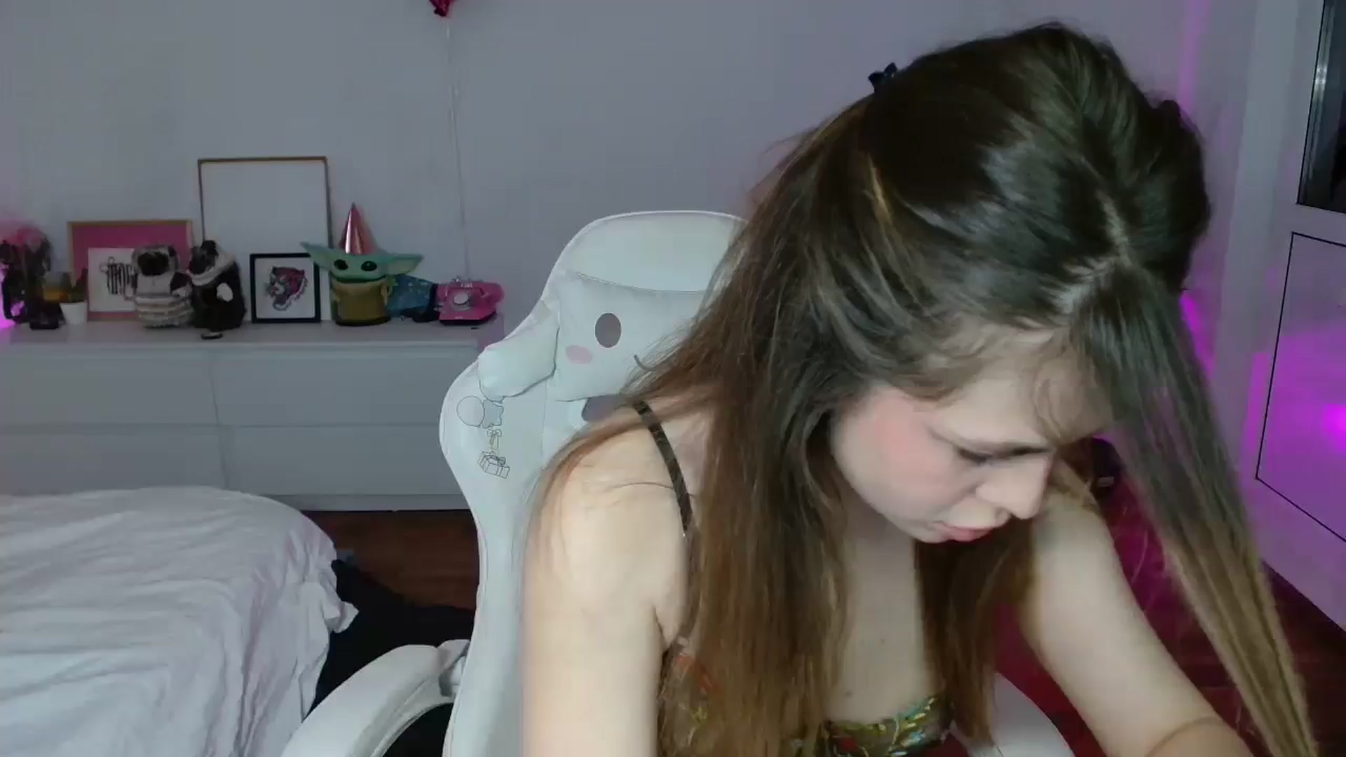 Gallery image thumbnail from FunnyMinni's myfreecams stream on, 02/23/2026, 19:31 image 2 of 20