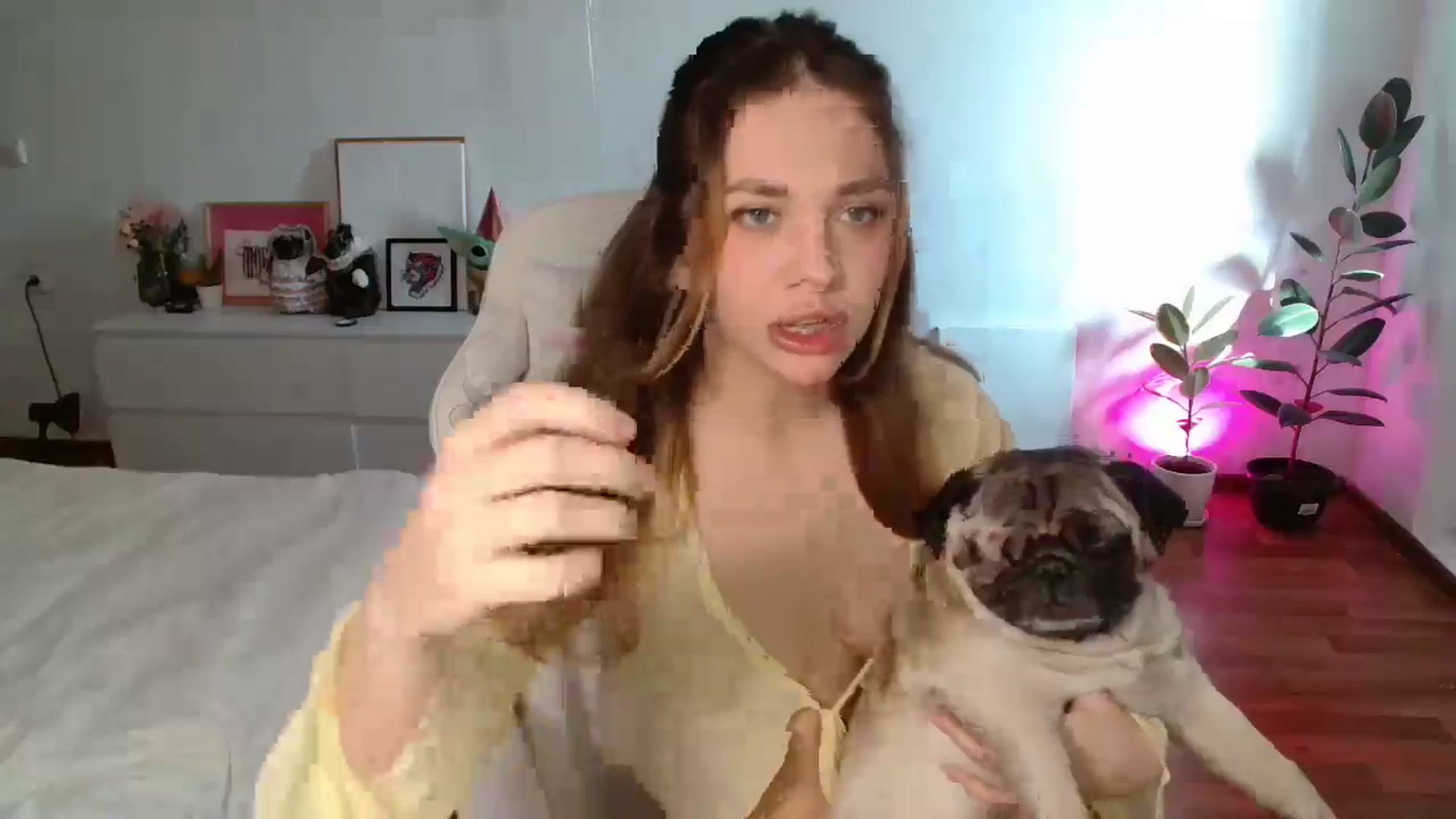Gallery image thumbnail from FunnyMinni's myfreecams stream on, 02/25/2026, 07:44 image 19 of 20