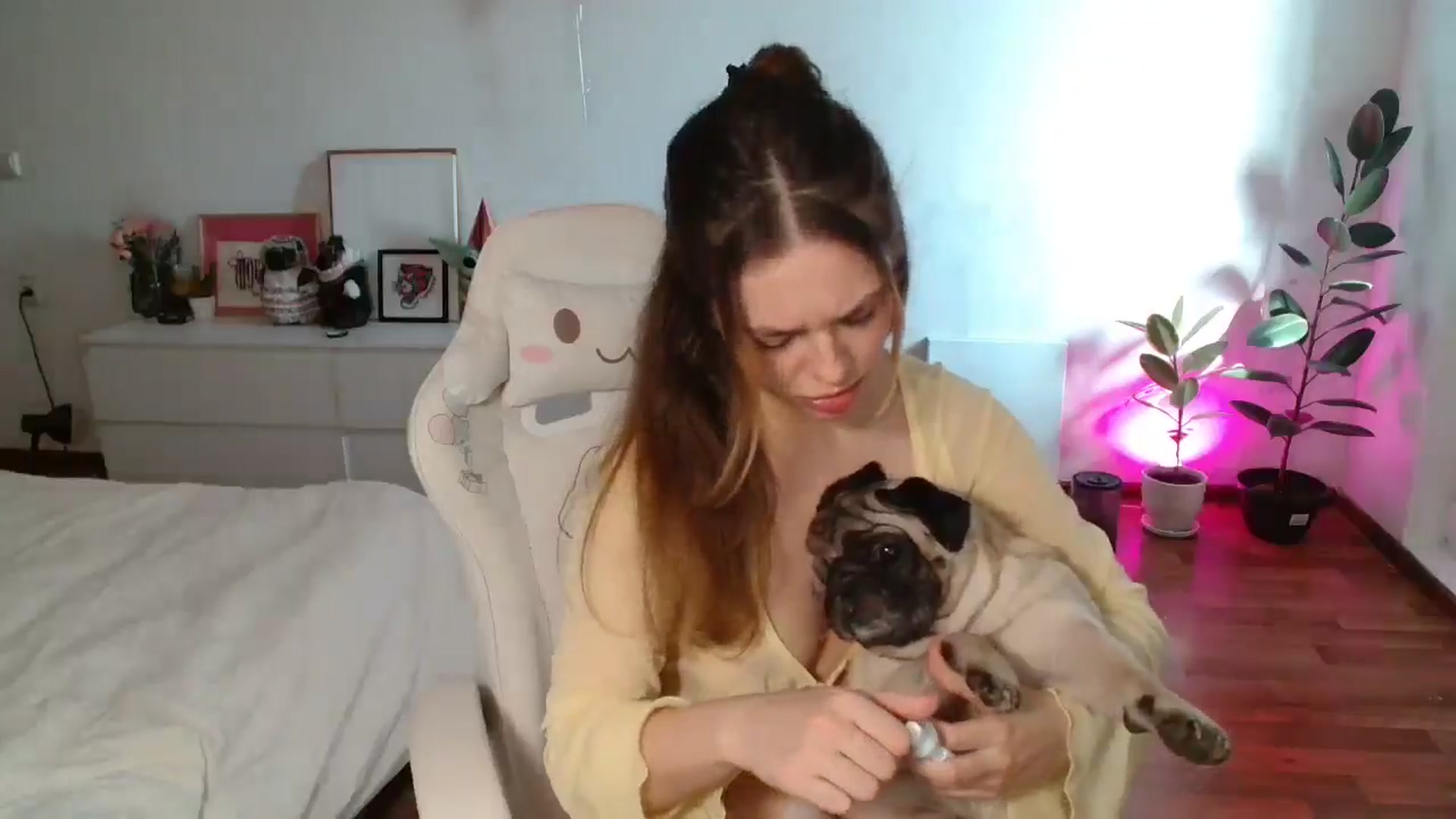 Gallery image thumbnail from FunnyMinni's myfreecams stream on, 02/25/2026, 07:44 image 20 of 20
