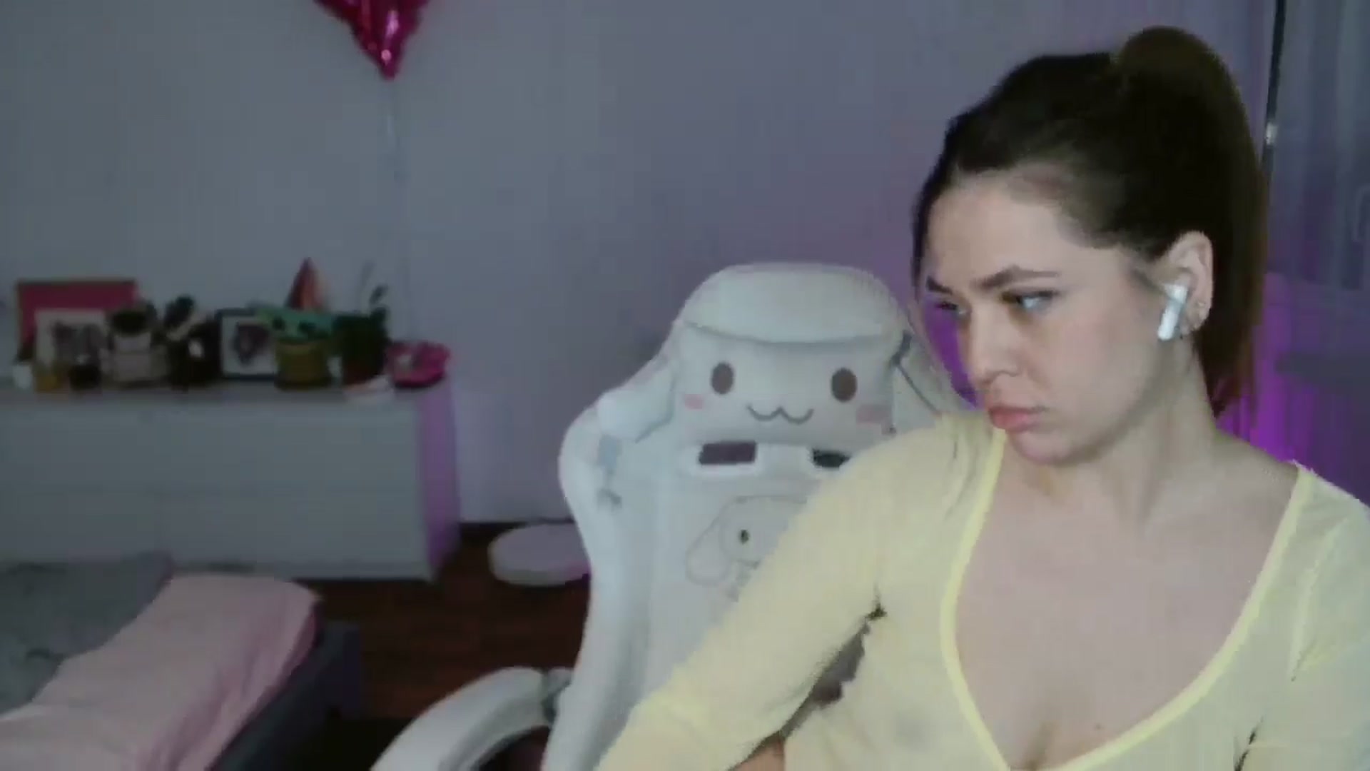 Gallery image thumbnail from FunnyMinni's myfreecams stream on, 03/03/2026, 20:04 image 3 of 20