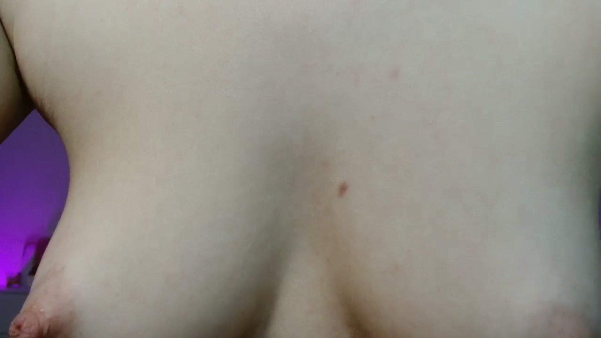 Gallery image thumbnail from FunnyMinni's myfreecams stream on, 03/07/2026, 21:48 image 19 of 20