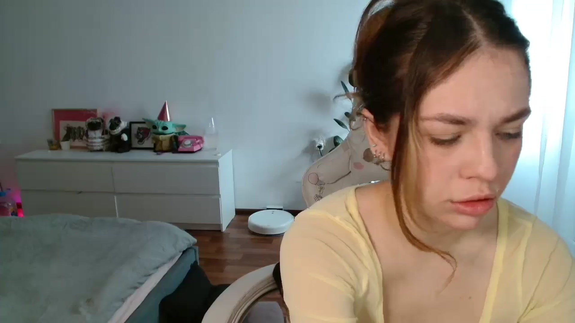 Gallery image thumbnail from FunnyMinni's myfreecams stream on, 03/19/2026, 07:22 image 3 of 20