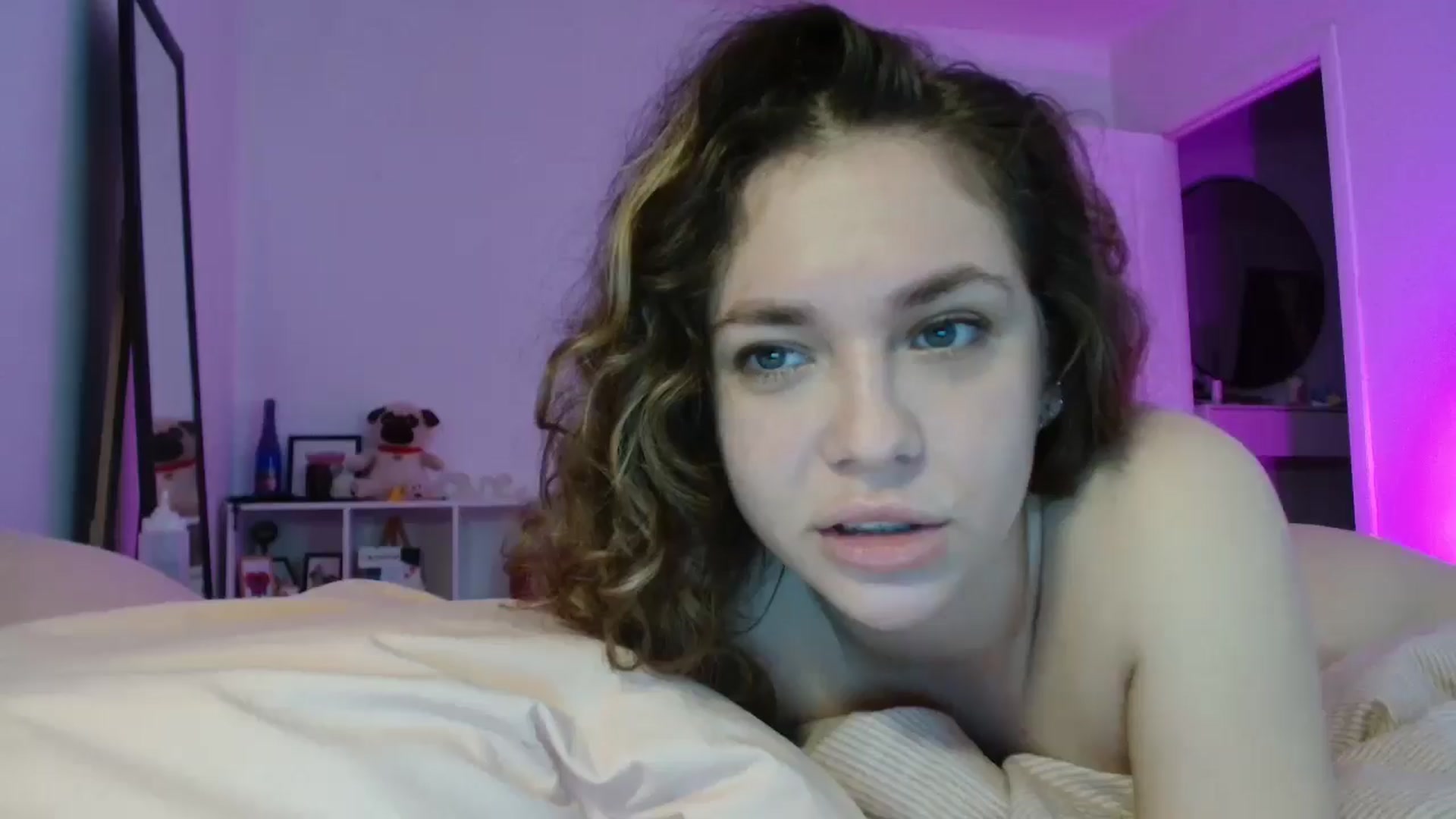 Gallery image thumbnail from FunnyMinni's myfreecams stream on, 04/05/2026, 05:42 image 12 of 20