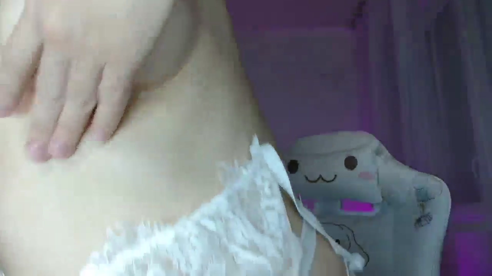Gallery image thumbnail from FunnyMinni's myfreecams stream on, 04/20/2026, 20:39 image 7 of 20