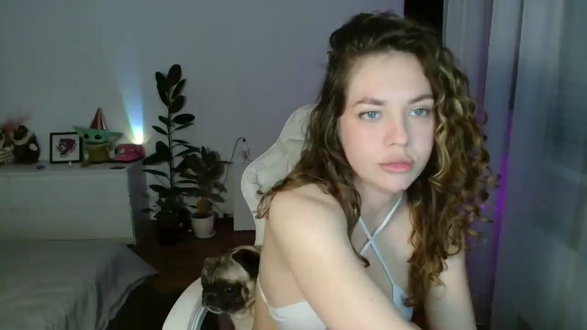 Gallery image thumbnail from FunnyMinni's myfreecams stream on, 05/03/2026, 21:24 image 20 of 20