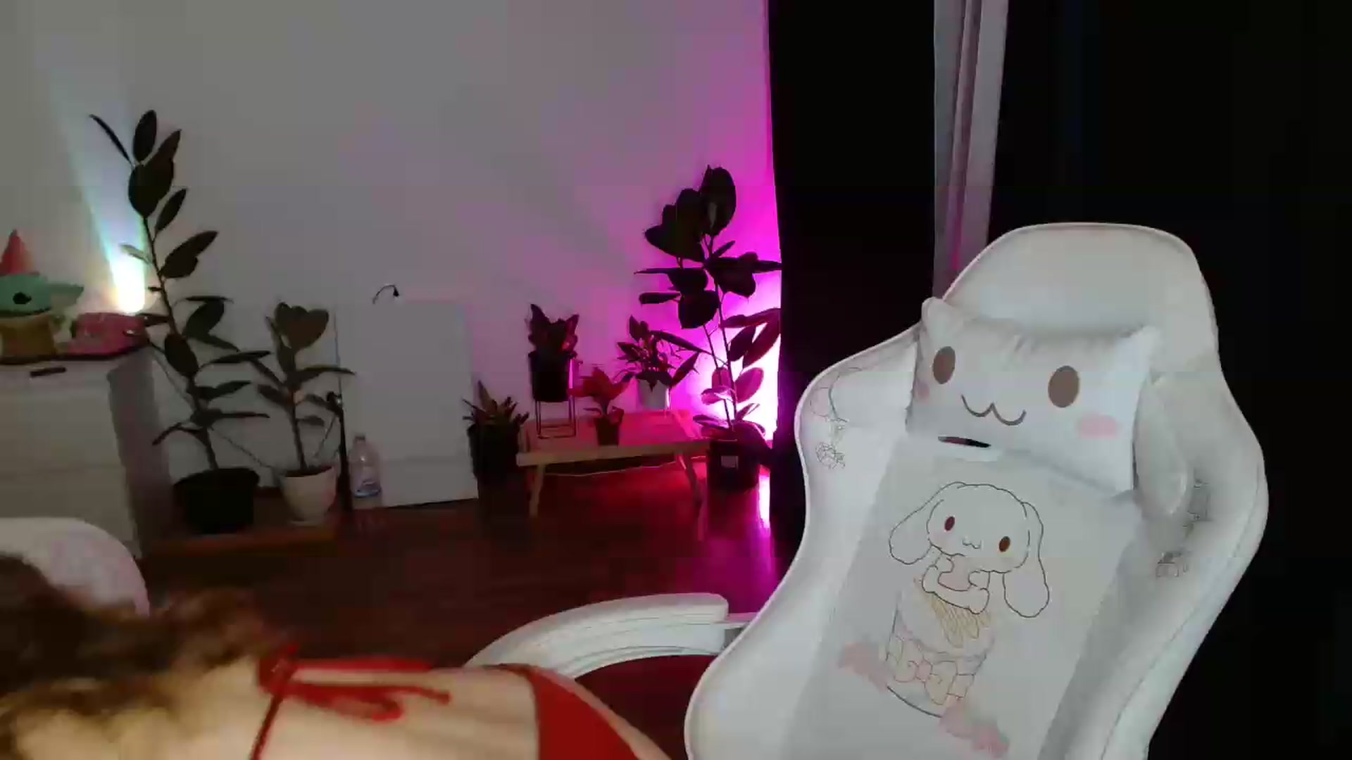 Gallery image thumbnail from FunnyMinni's myfreecams stream on, 07/03/2026, 19:36 image 10 of 20