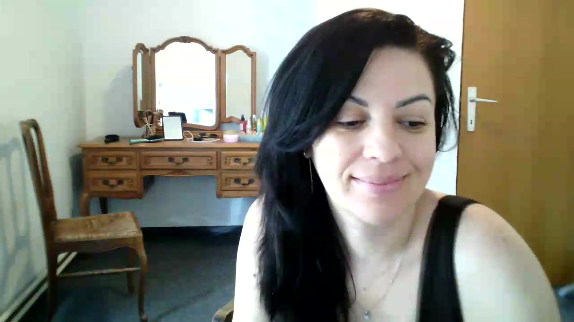 Gallery image thumbnail from Funnygirl's myfreecams stream on, 09/04/2026, 10:02 image 7 of 20
