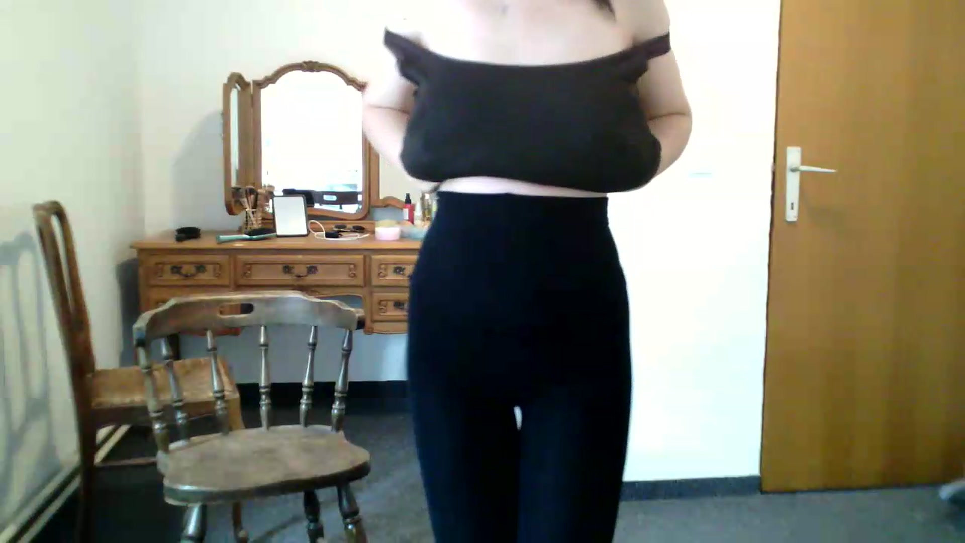 Gallery image thumbnail from Funnygirl's myfreecams stream on, 09/04/2026, 10:02 image 10 of 20