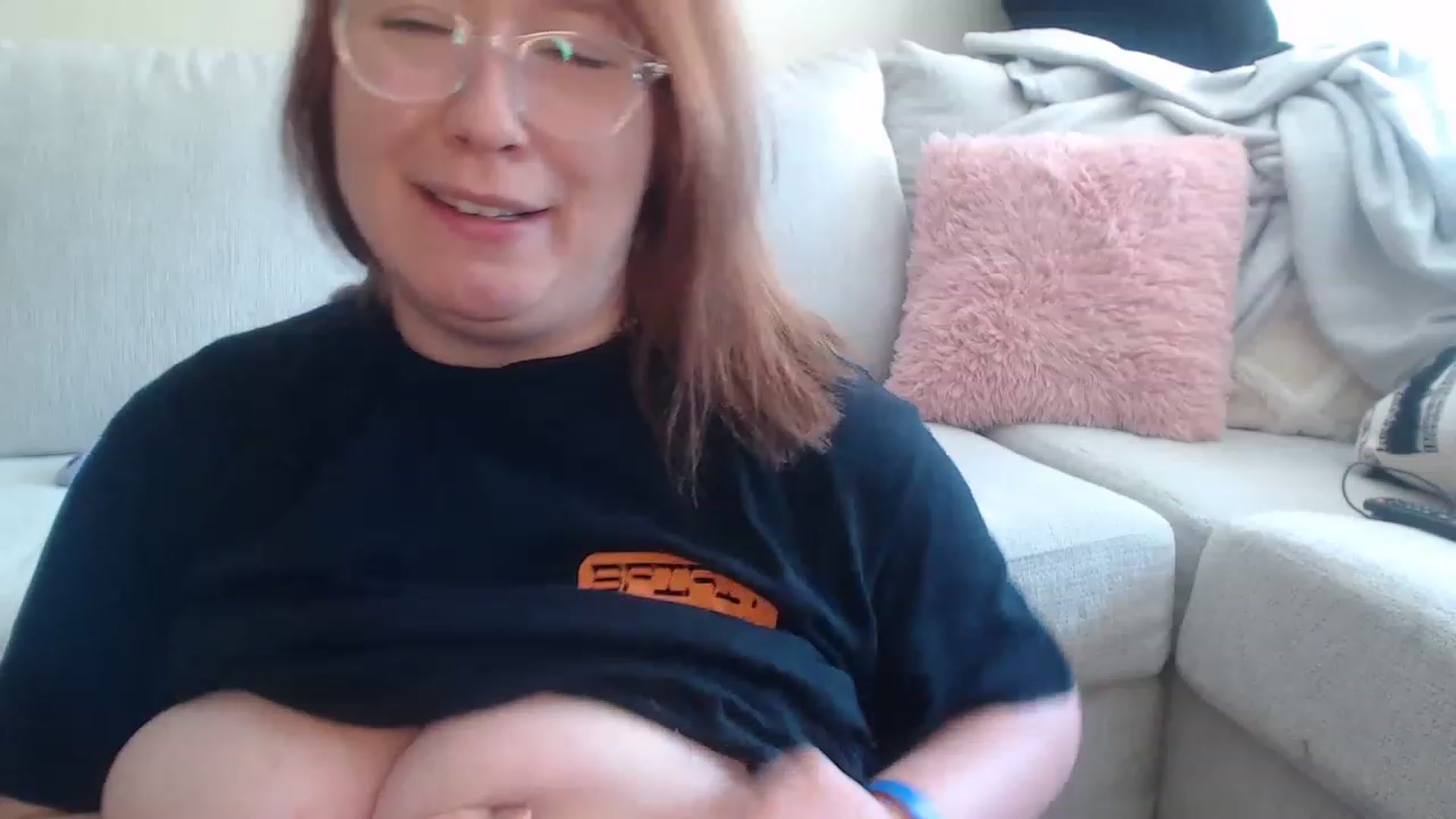 Gallery image thumbnail from Funsize_'s myfreecams stream on, 05/30/2023, 15:49 image 12 of 20