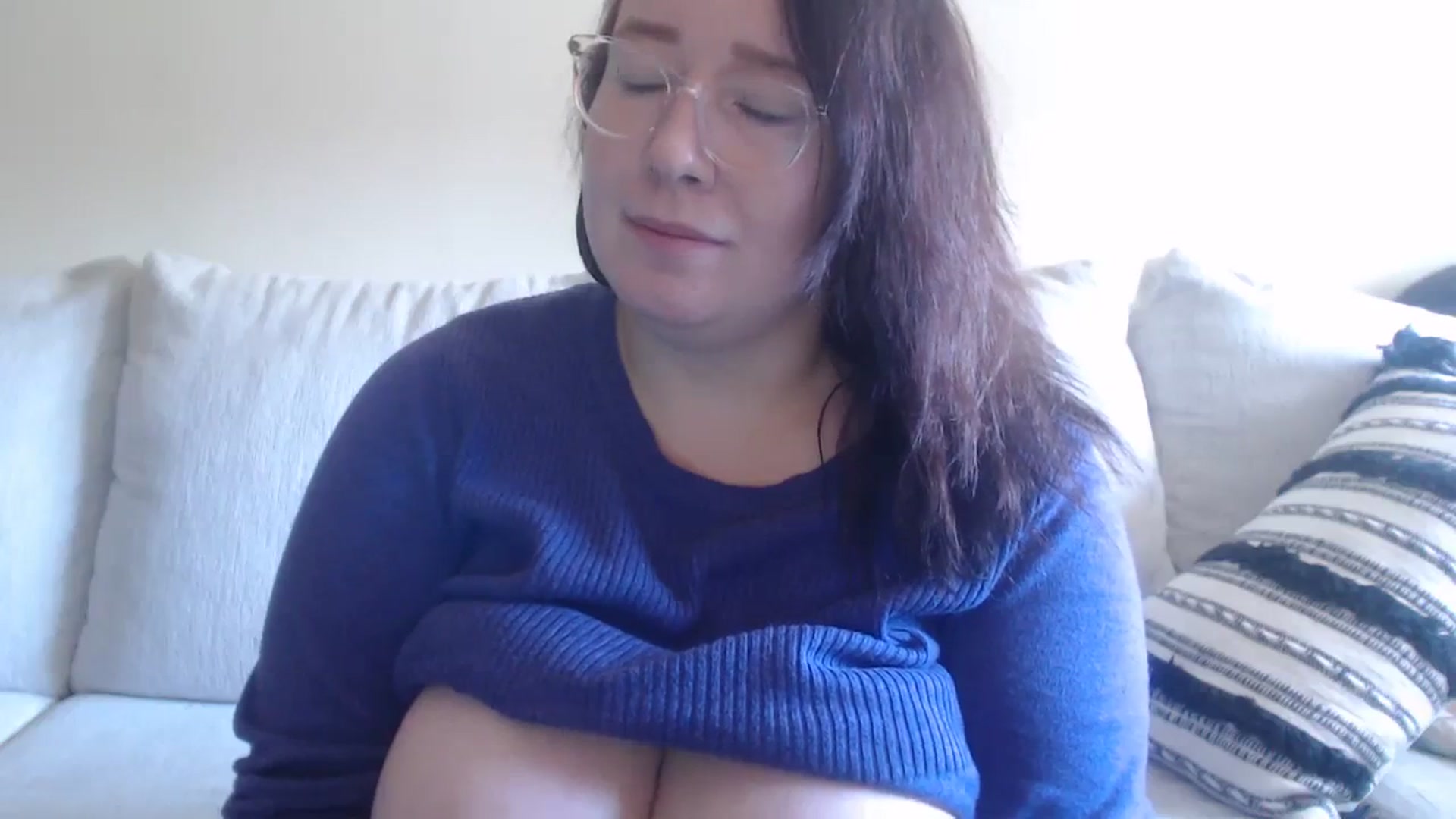 Gallery image thumbnail from Funsize_'s myfreecams stream on, 10/11/2023, 17:02 image 10 of 20