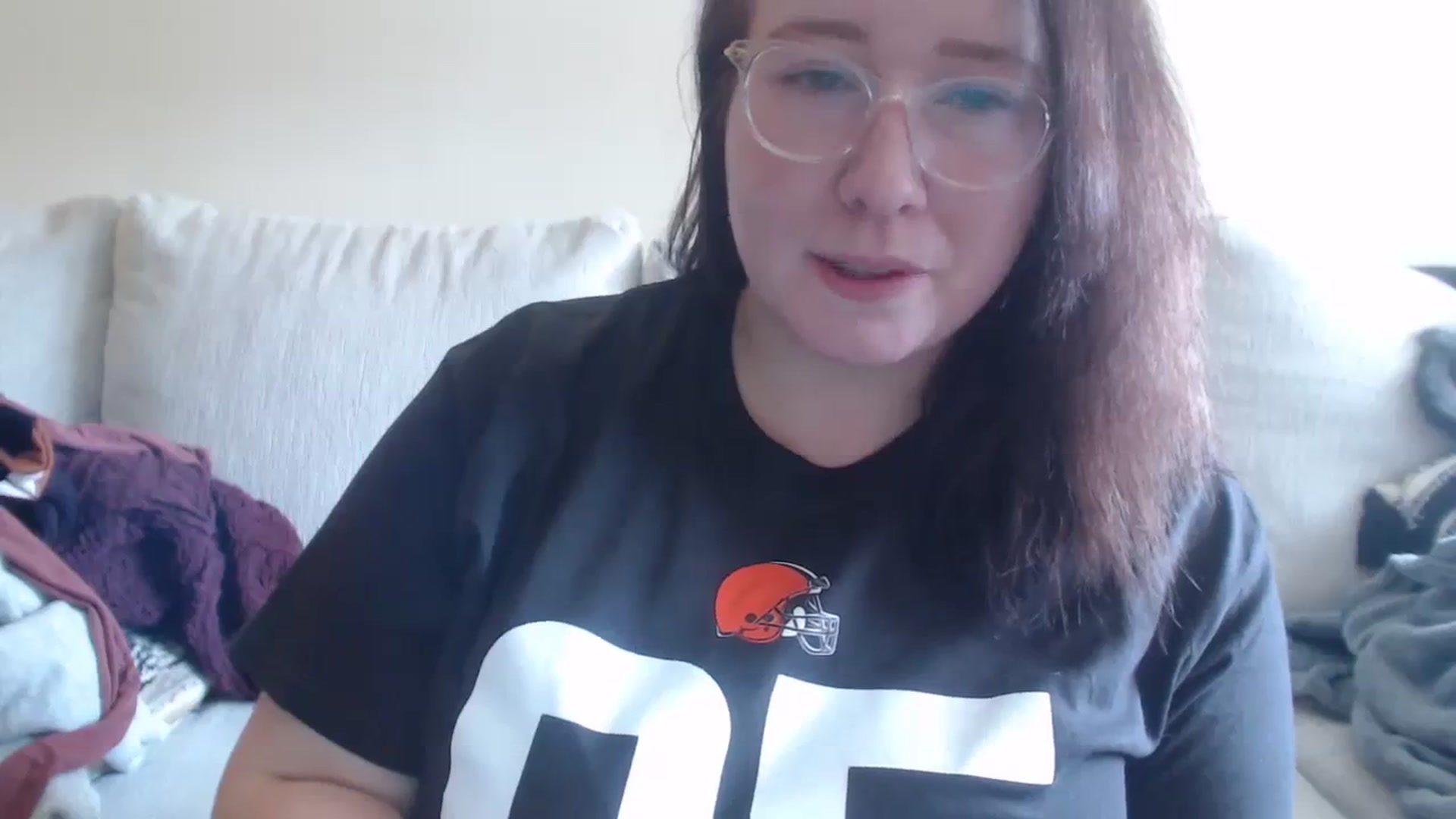 Gallery image thumbnail from Funsize_'s myfreecams stream on, 10/15/2023, 17:17 image 15 of 20
