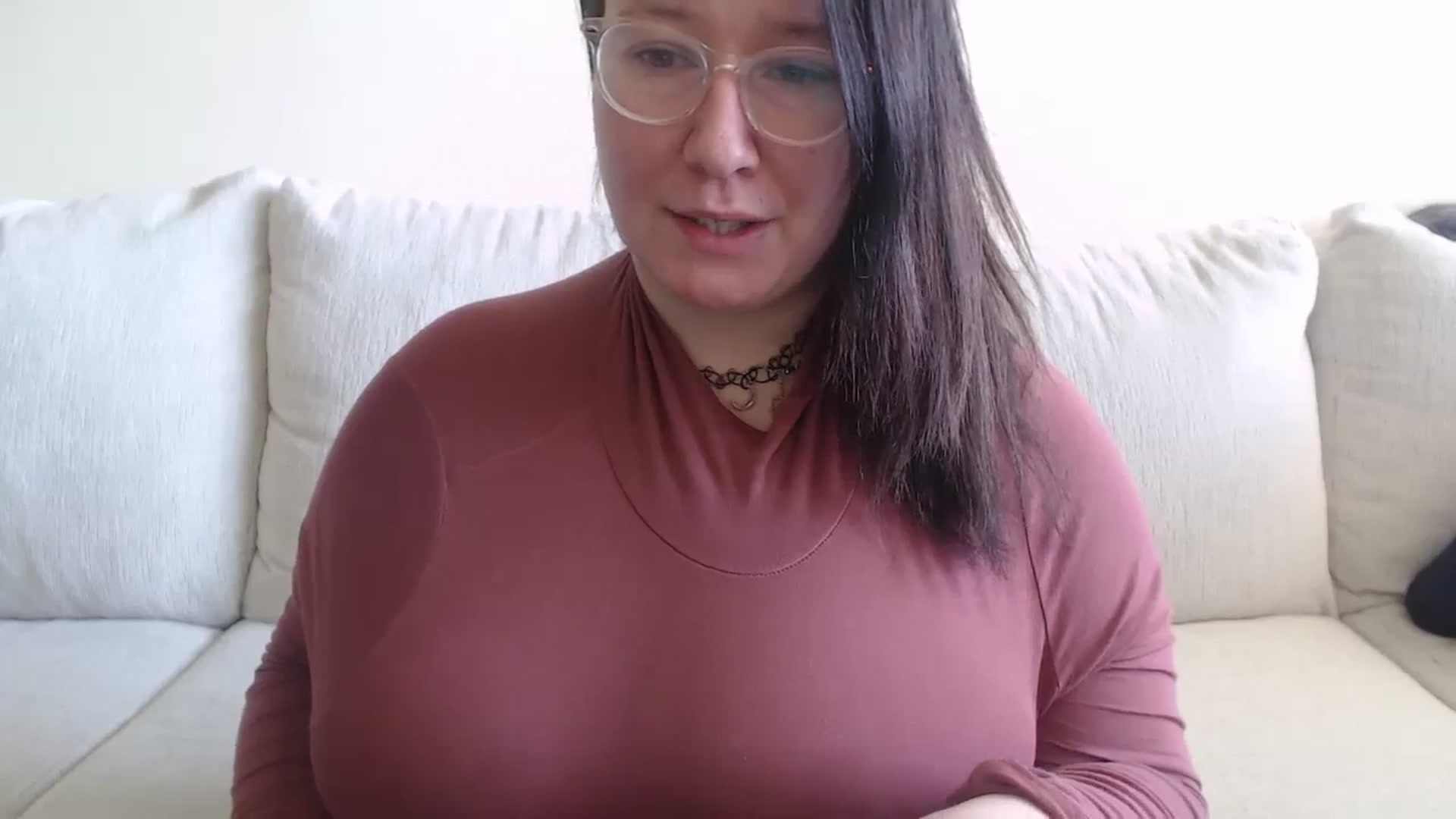 Gallery image thumbnail from Funsize_'s myfreecams stream on, 03/13/2024, 17:37 image 15 of 20