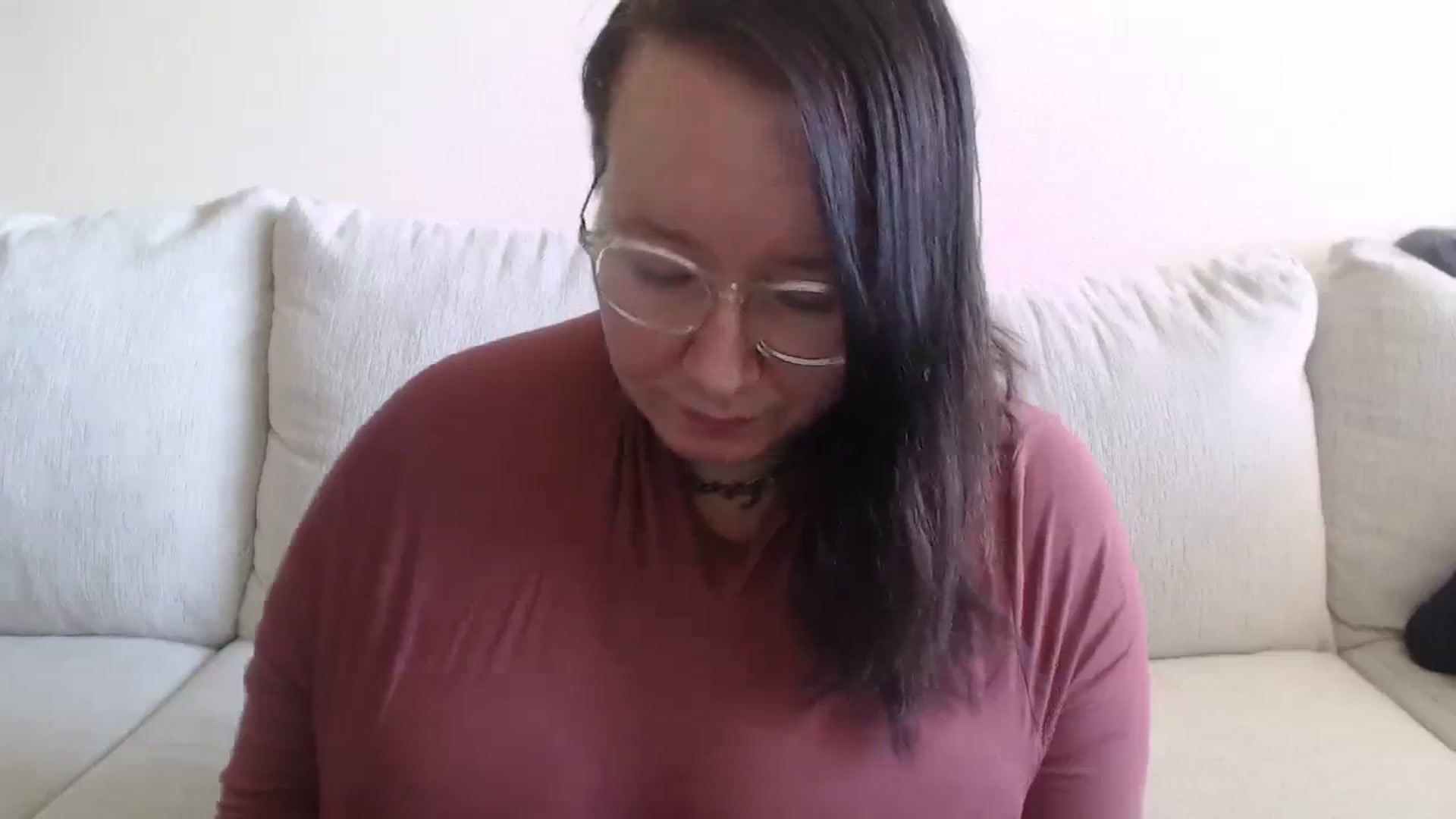 Gallery image thumbnail from Funsize_'s myfreecams stream on, 03/13/2024, 17:37 image 8 of 20