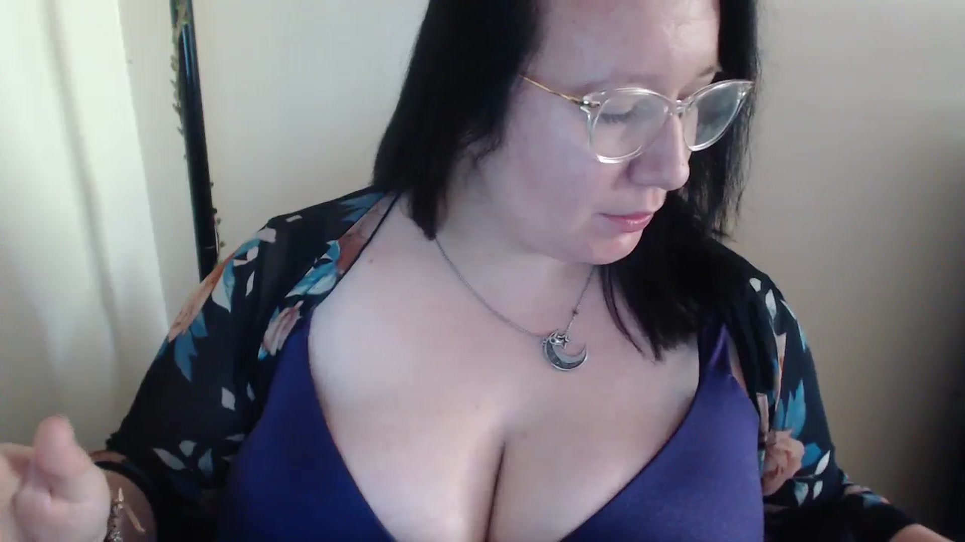 Gallery image thumbnail from Funsize_'s myfreecams stream on, 05/18/2024, 22:42 image 3 of 20