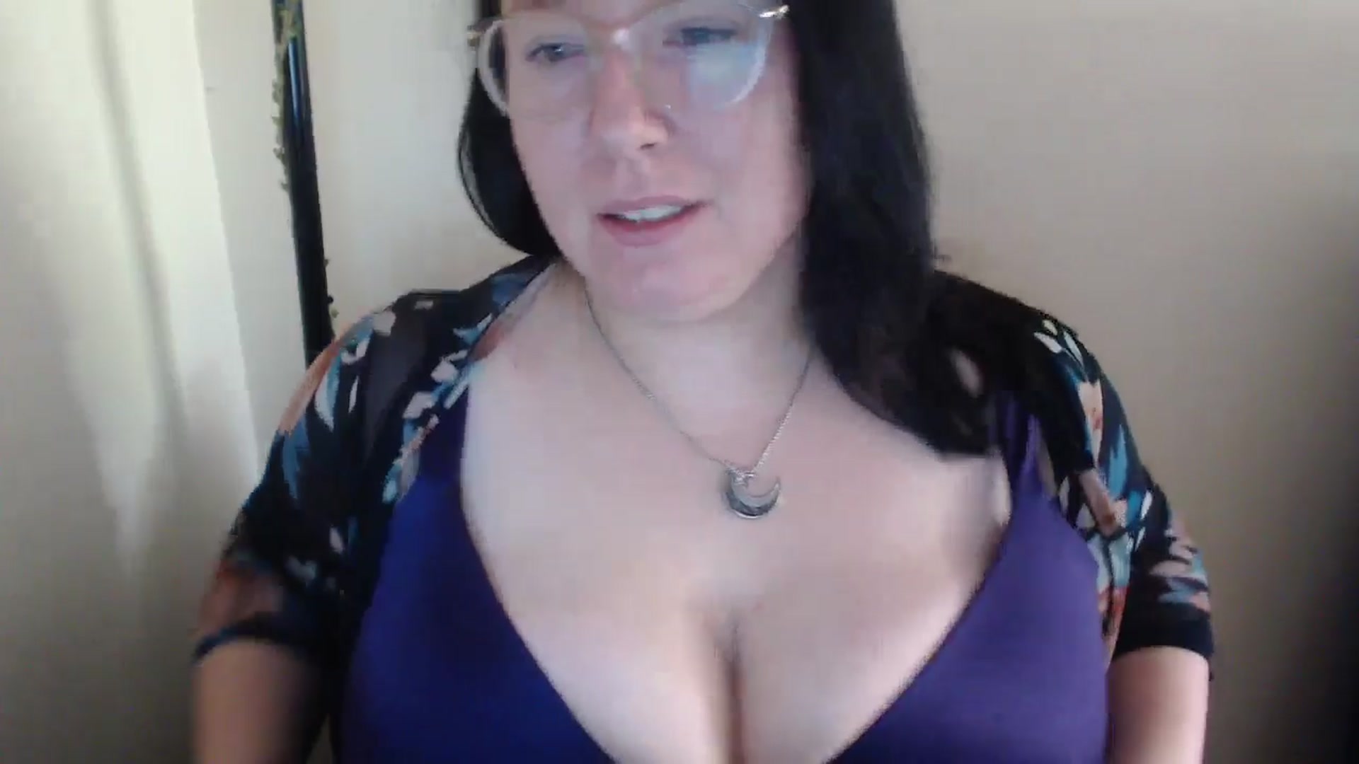 Gallery image thumbnail from Funsize_'s myfreecams stream on, 05/18/2024, 22:42 image 19 of 20