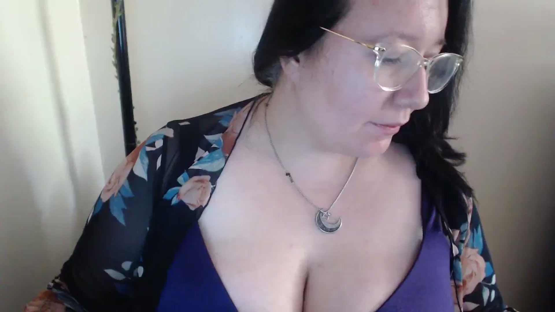 Gallery image thumbnail from Funsize_'s myfreecams stream on, 05/18/2024, 22:42 image 13 of 20