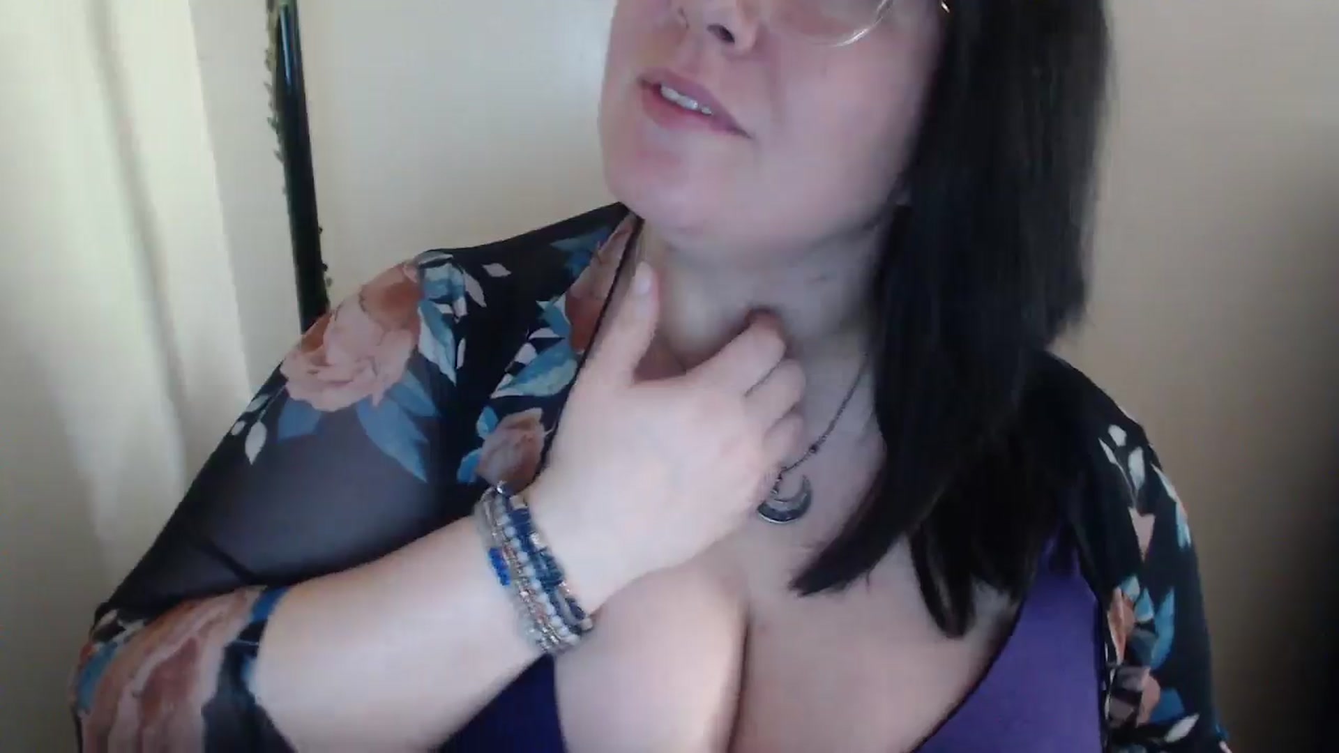 Gallery image thumbnail from Funsize_'s myfreecams stream on, 05/18/2024, 22:42 image 12 of 20