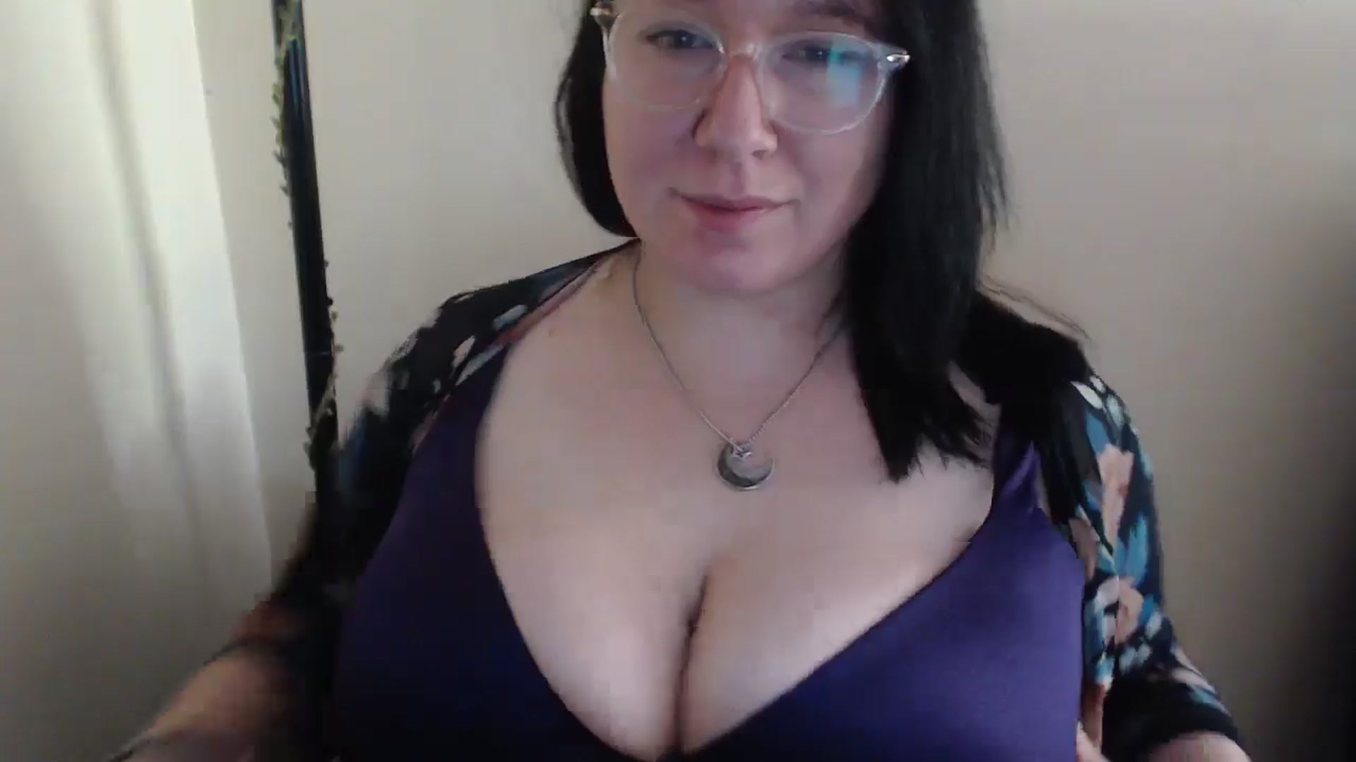 Gallery image thumbnail from Funsize_'s myfreecams stream on, 05/18/2024, 22:42 image 15 of 20