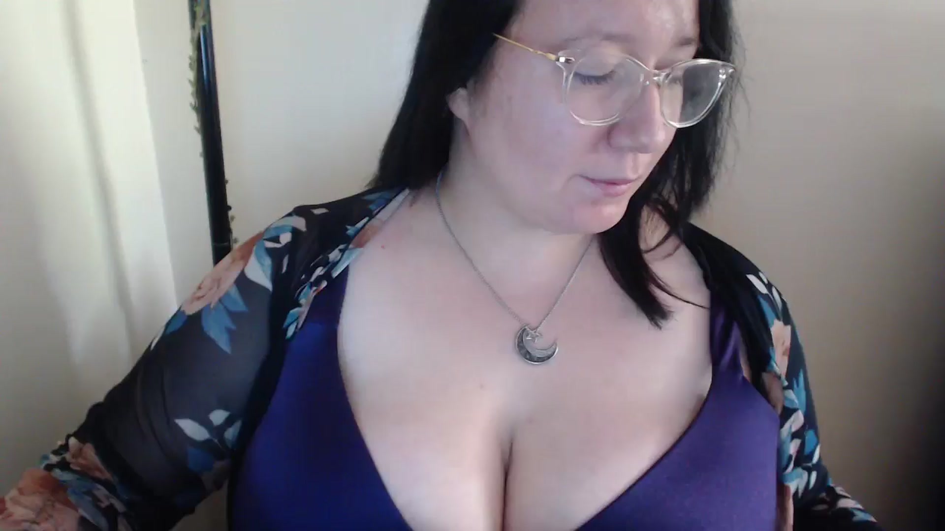 Gallery image thumbnail from Funsize_'s myfreecams stream on, 05/18/2024, 22:42 image 17 of 20