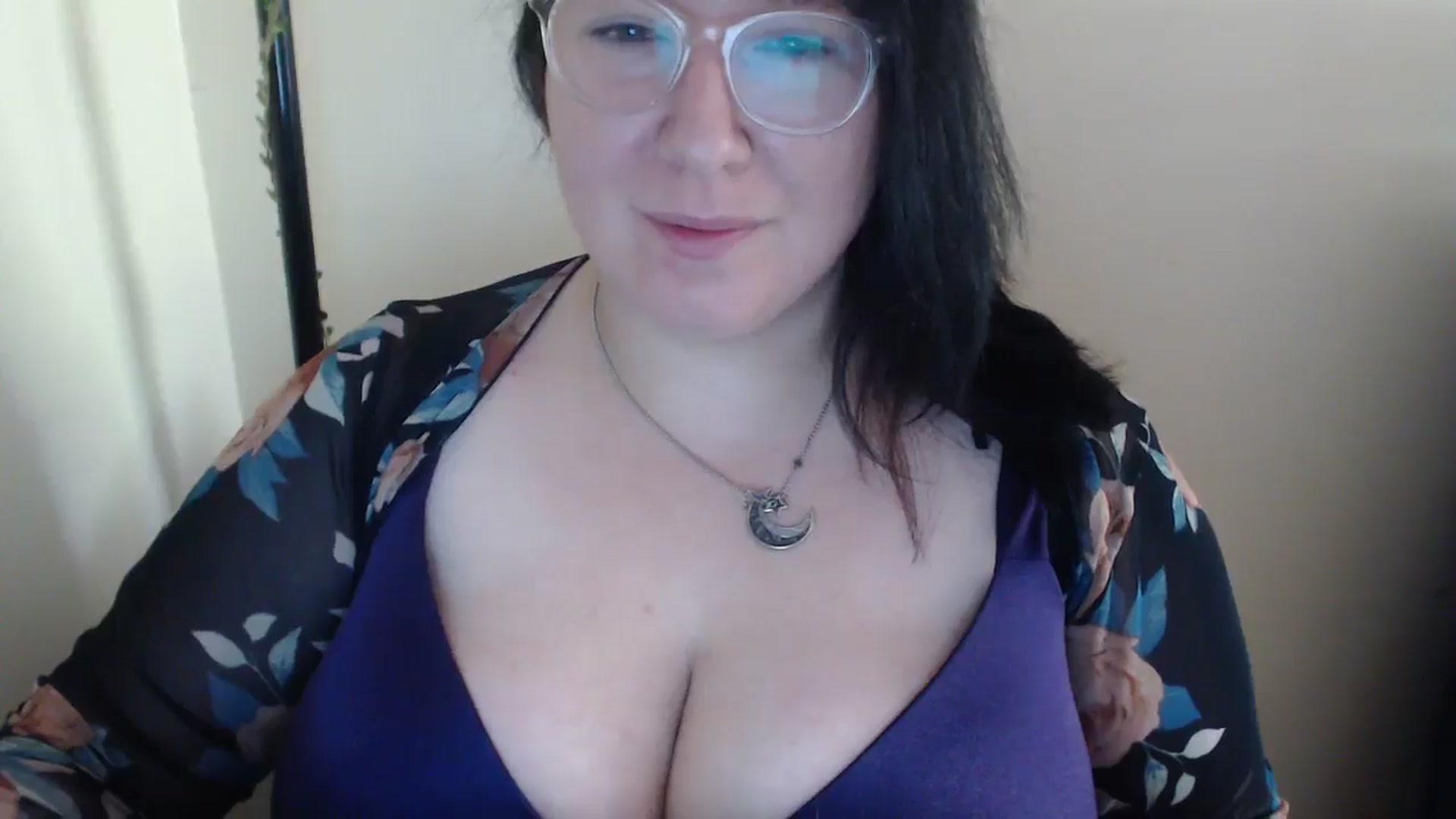 Gallery image thumbnail from Funsize_'s myfreecams stream on, 05/18/2024, 22:42 image 5 of 20