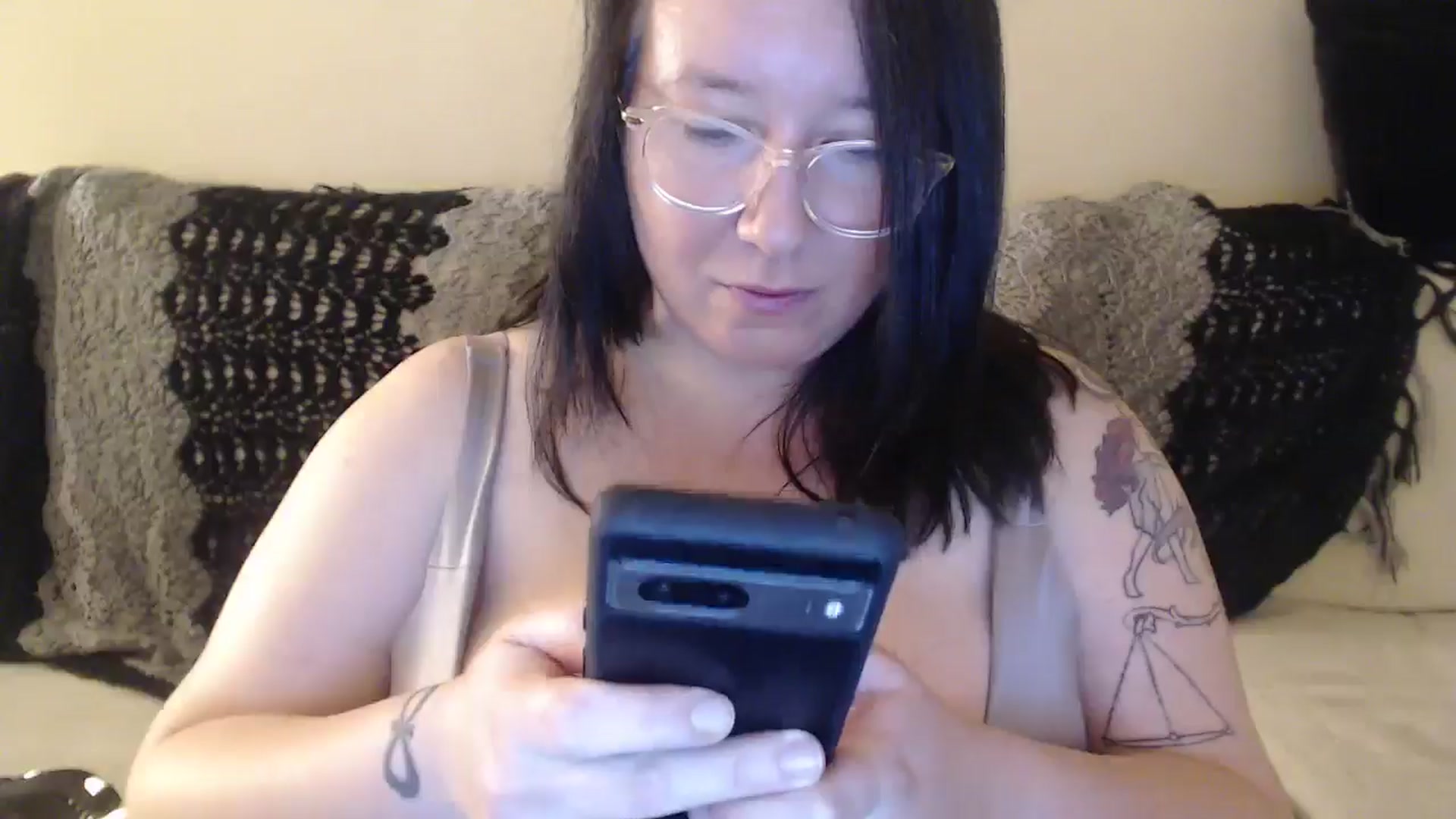 Gallery image thumbnail from Funsize_'s myfreecams stream on, 06/04/2024, 01:39 image 5 of 20
